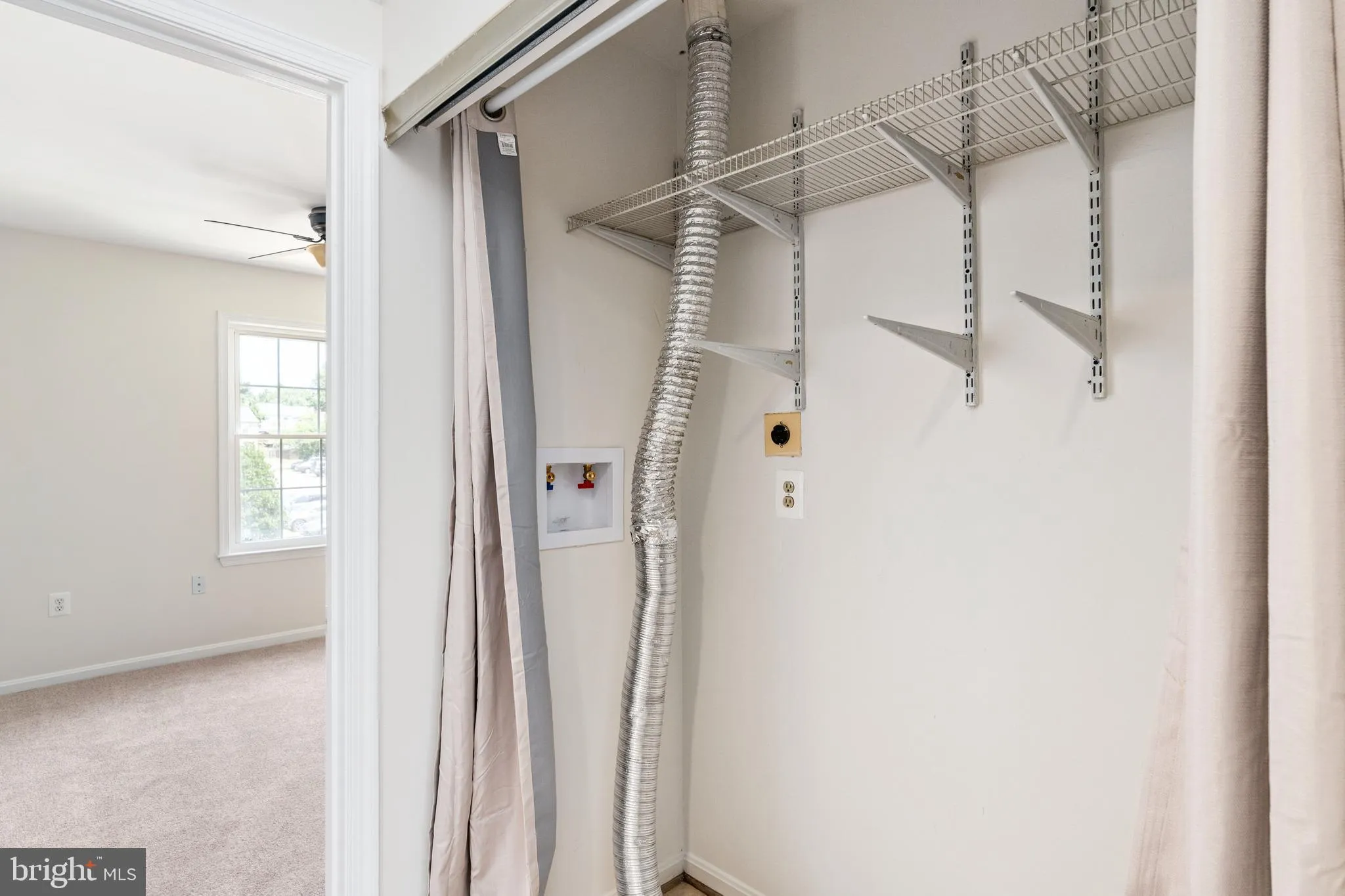 Woodbridge, Virginia 22193, United States, 3 Bedrooms Bedrooms, ,3 BathroomsBathrooms,Residential,Coming Soon,170595