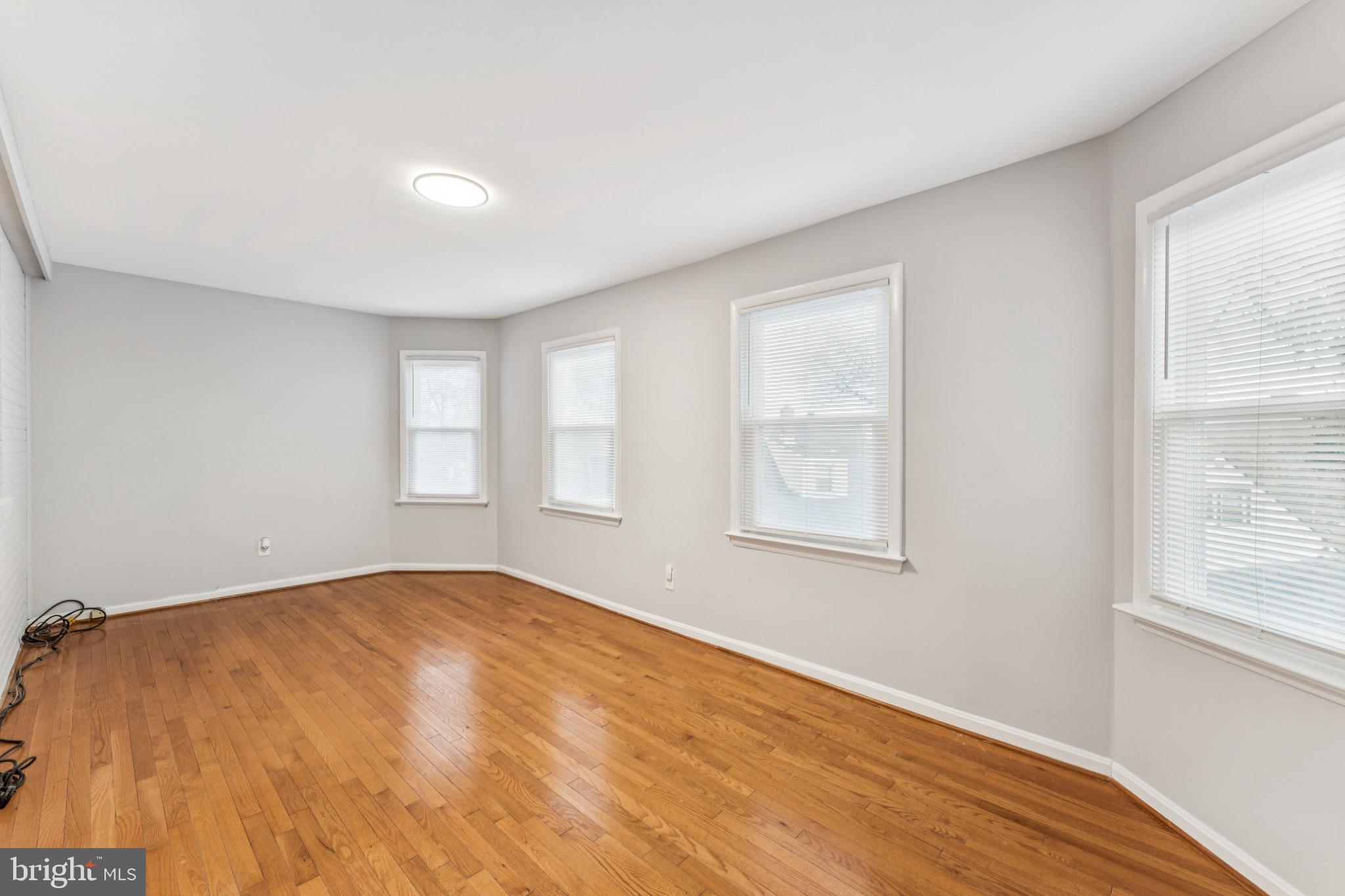 HILLCREST HEIGHTS - Residential Lease