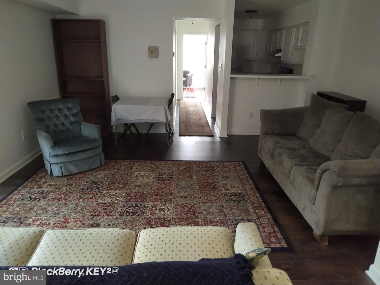 2634 BOWEN ROAD SE 202