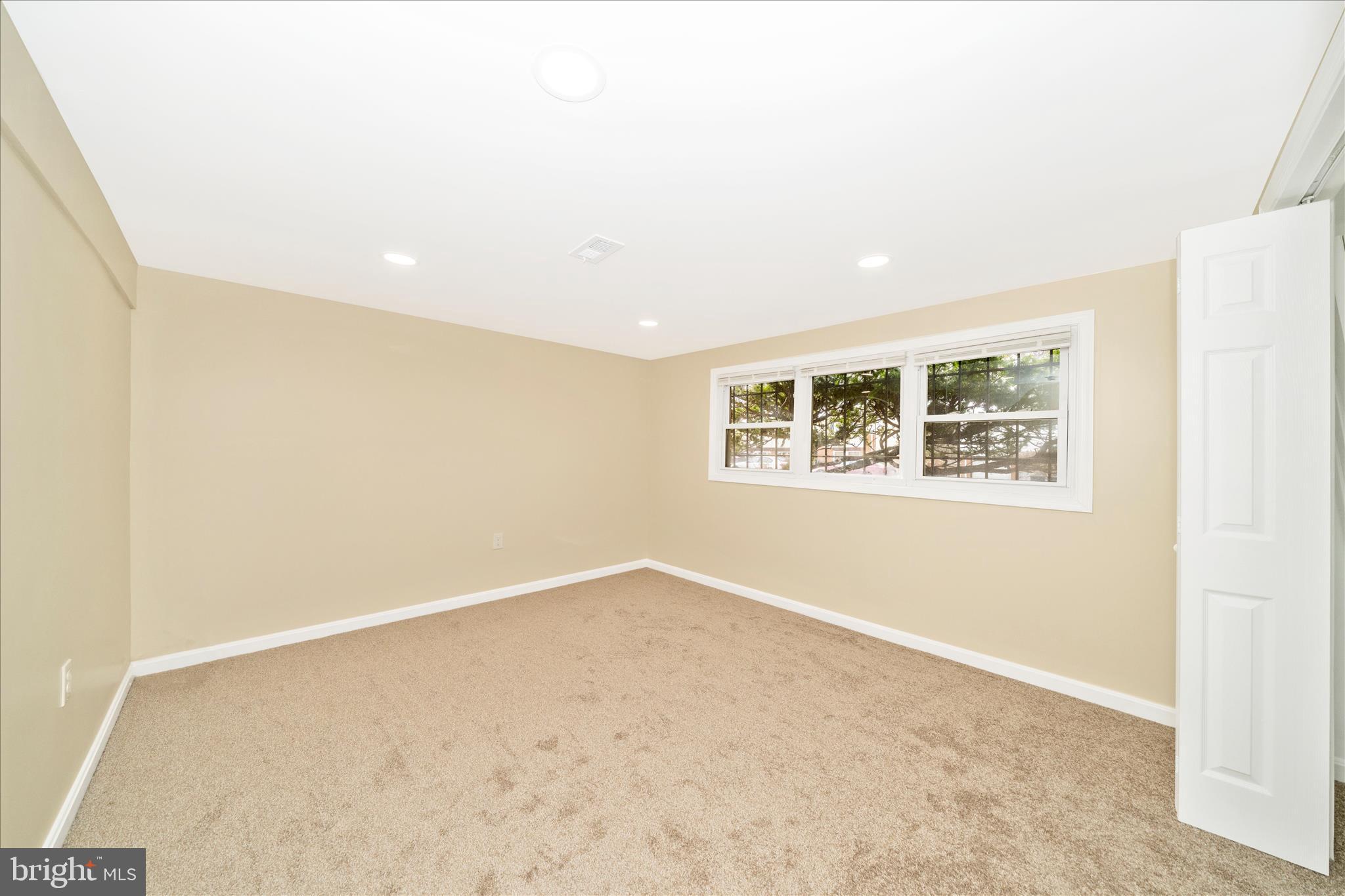 SKYLINE - Residential