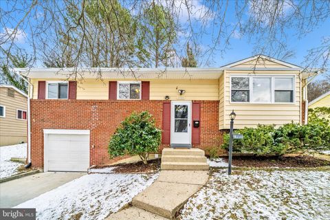 4308 OFFUT DRIVE SUITLAND MD 20746