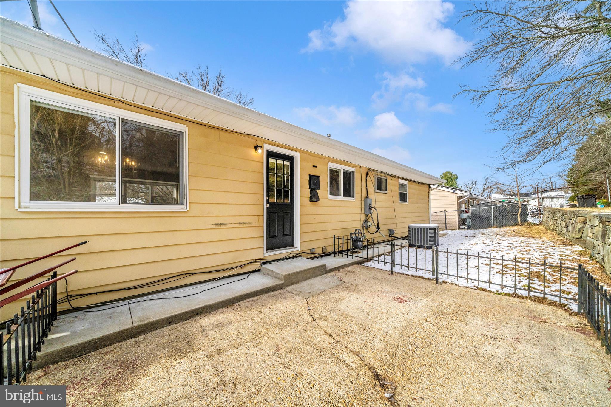 SKYLINE - Residential