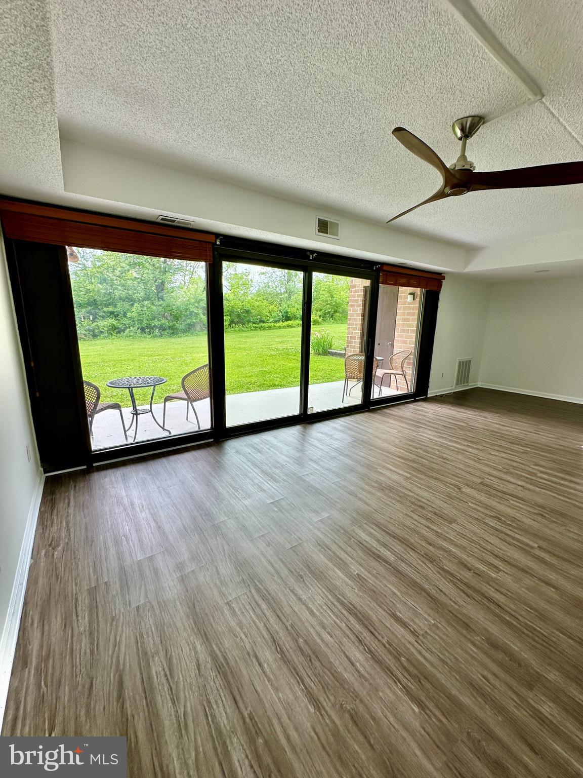 12 HERMITAGE DRIVE