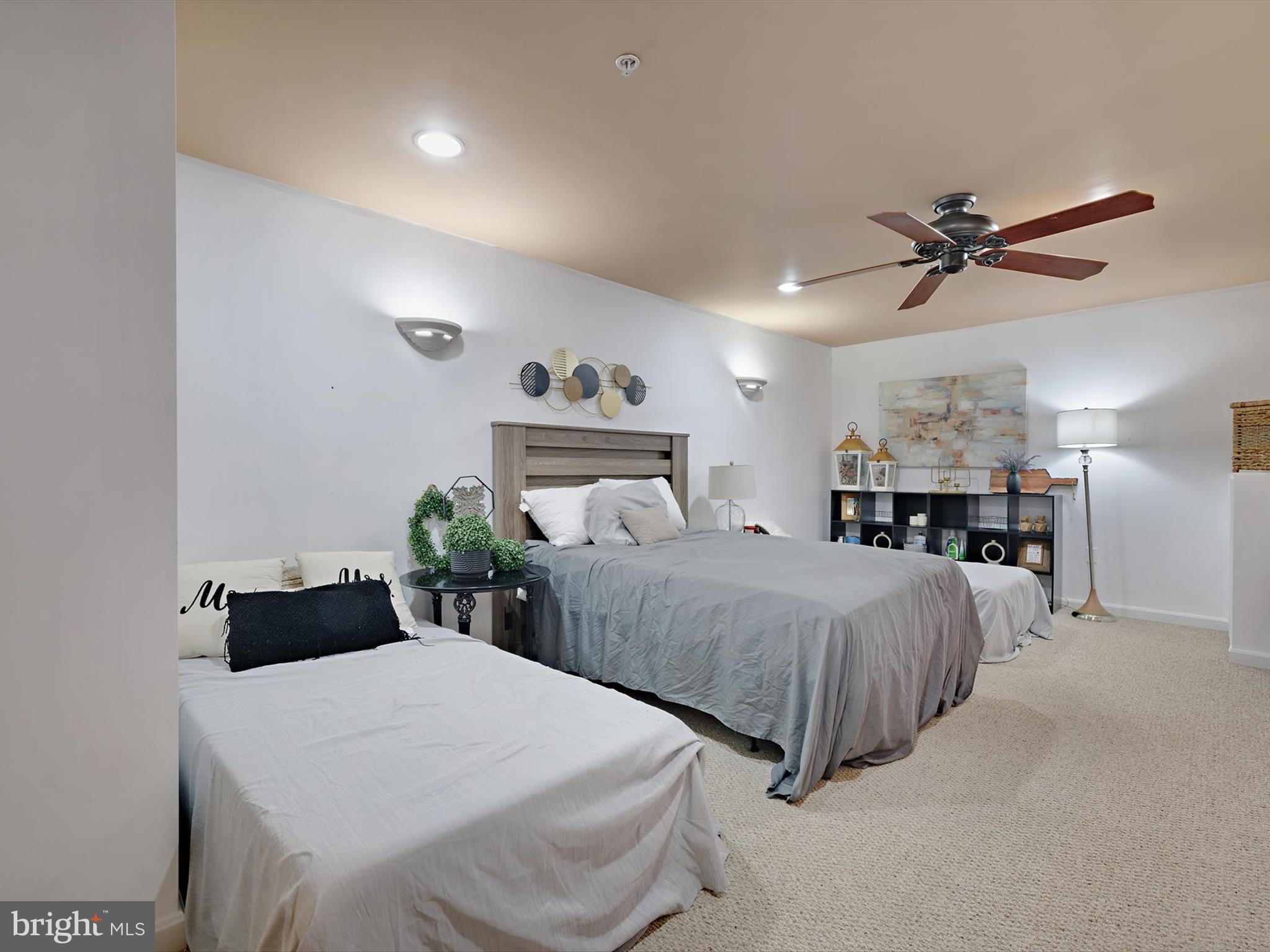 MELWOOD SPRINGS - Residential