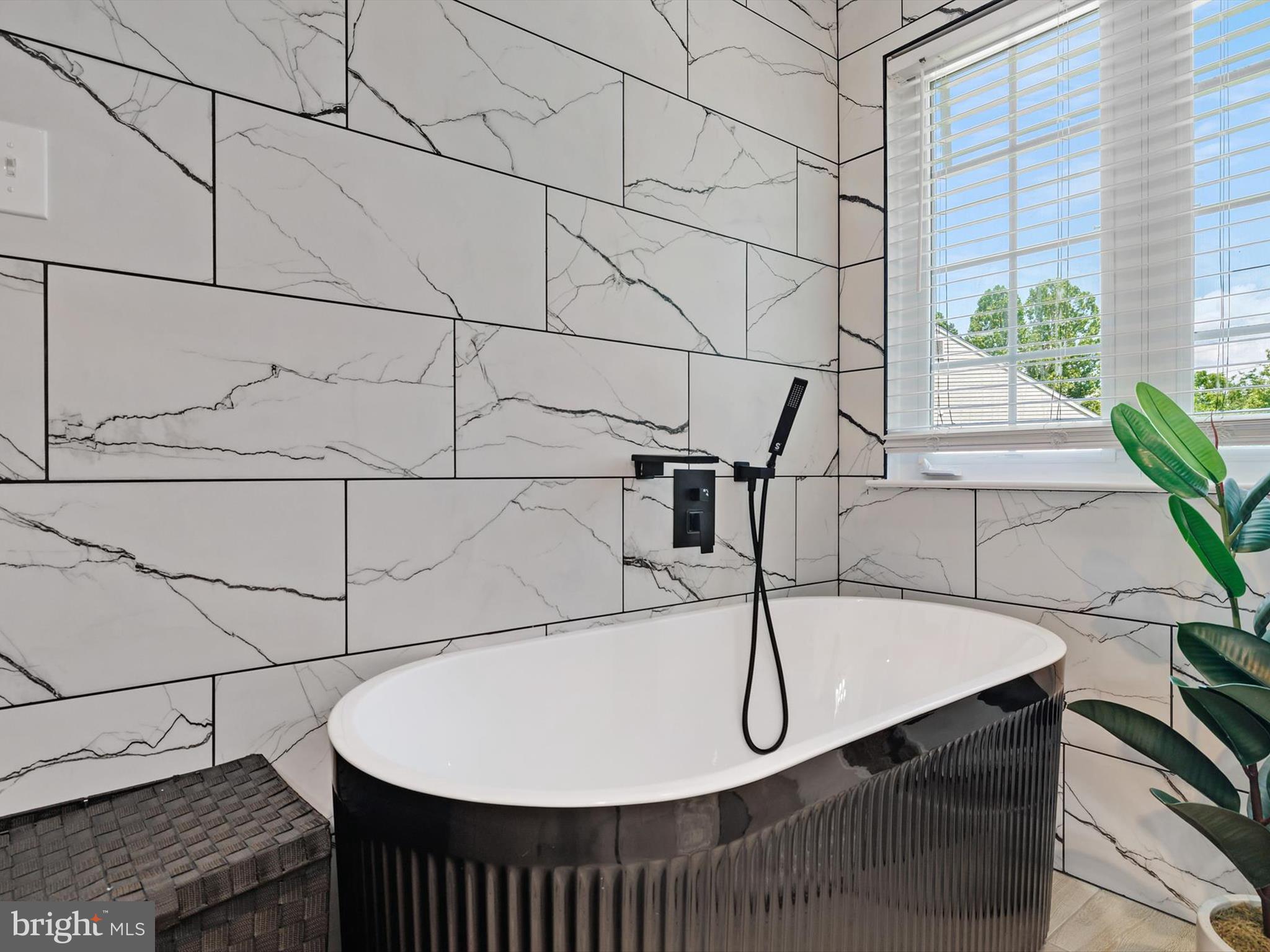 MELWOOD SPRINGS - Residential