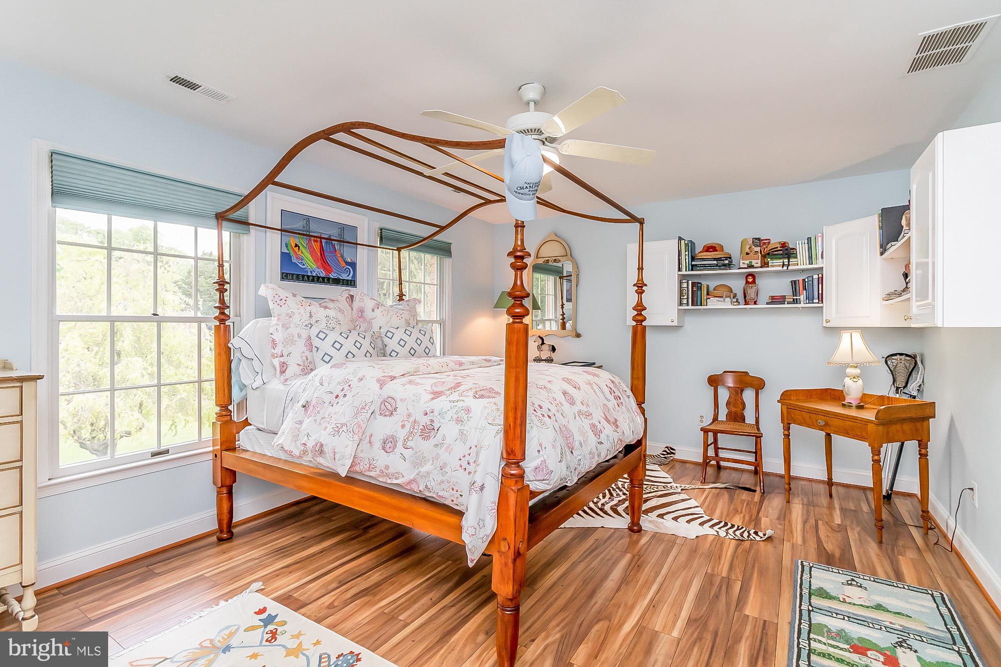 KNAPP MEADOWS - Residential