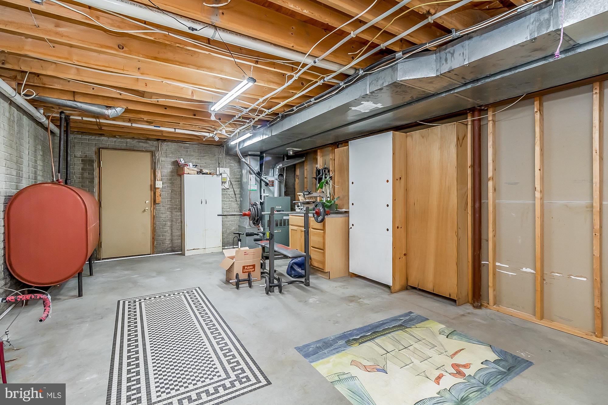 KNAPP MEADOWS - Residential