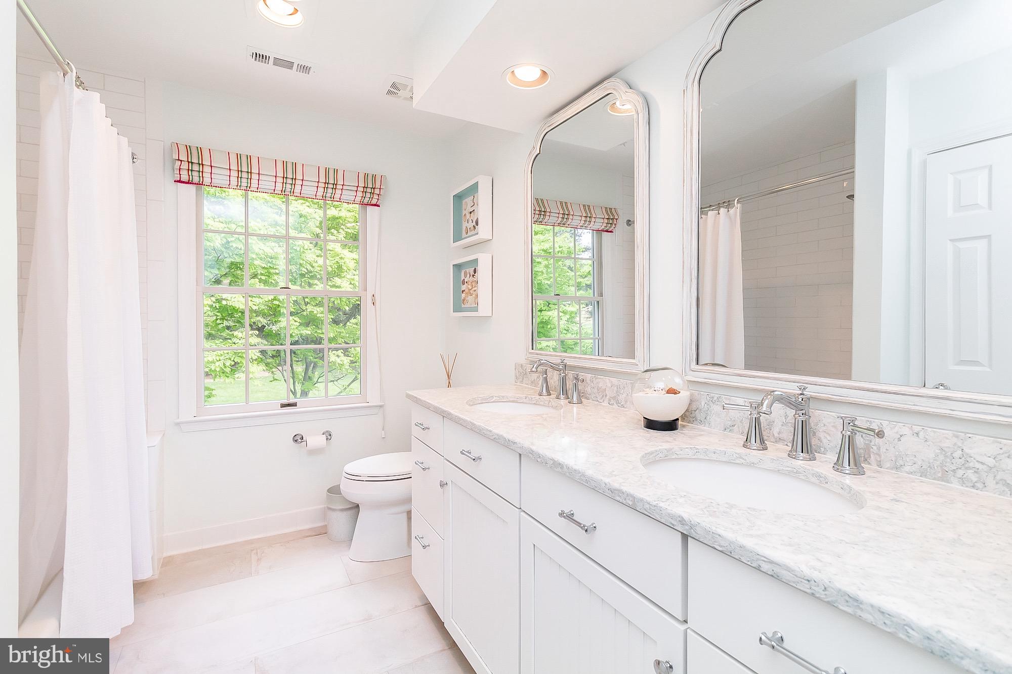 KNAPP MEADOWS - Residential