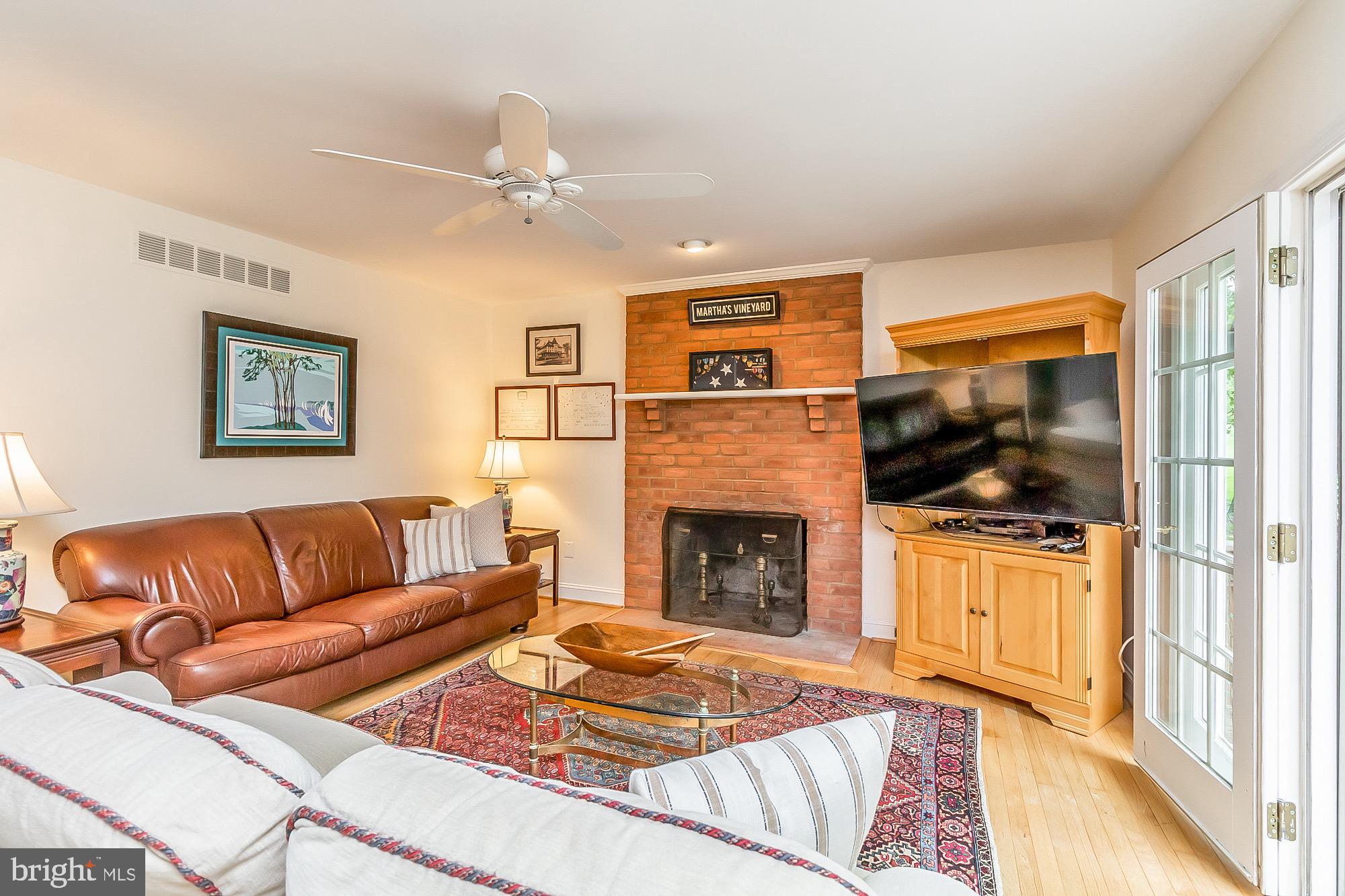 KNAPP MEADOWS - Residential