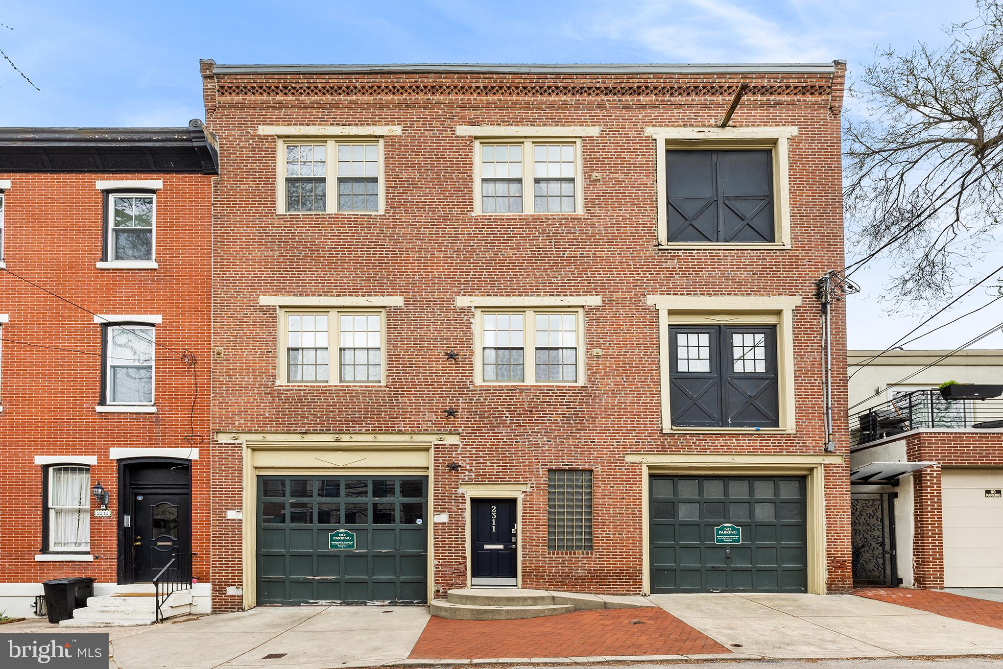 FAIRMOUNT - Commercial Sale