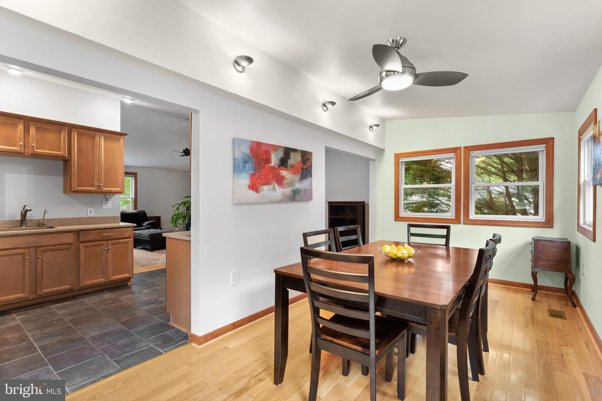 ELMHURST - Residential