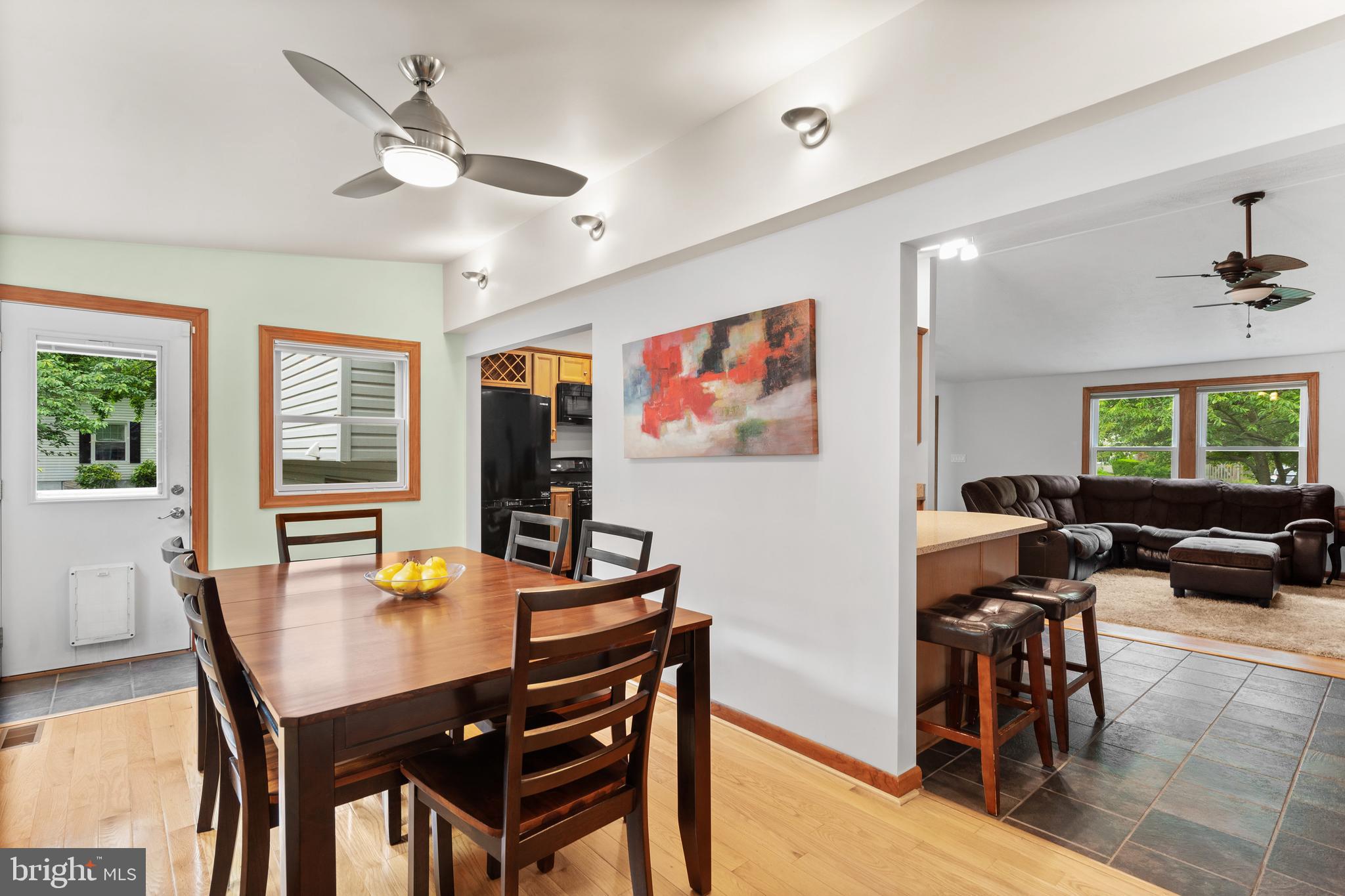 ELMHURST - Residential