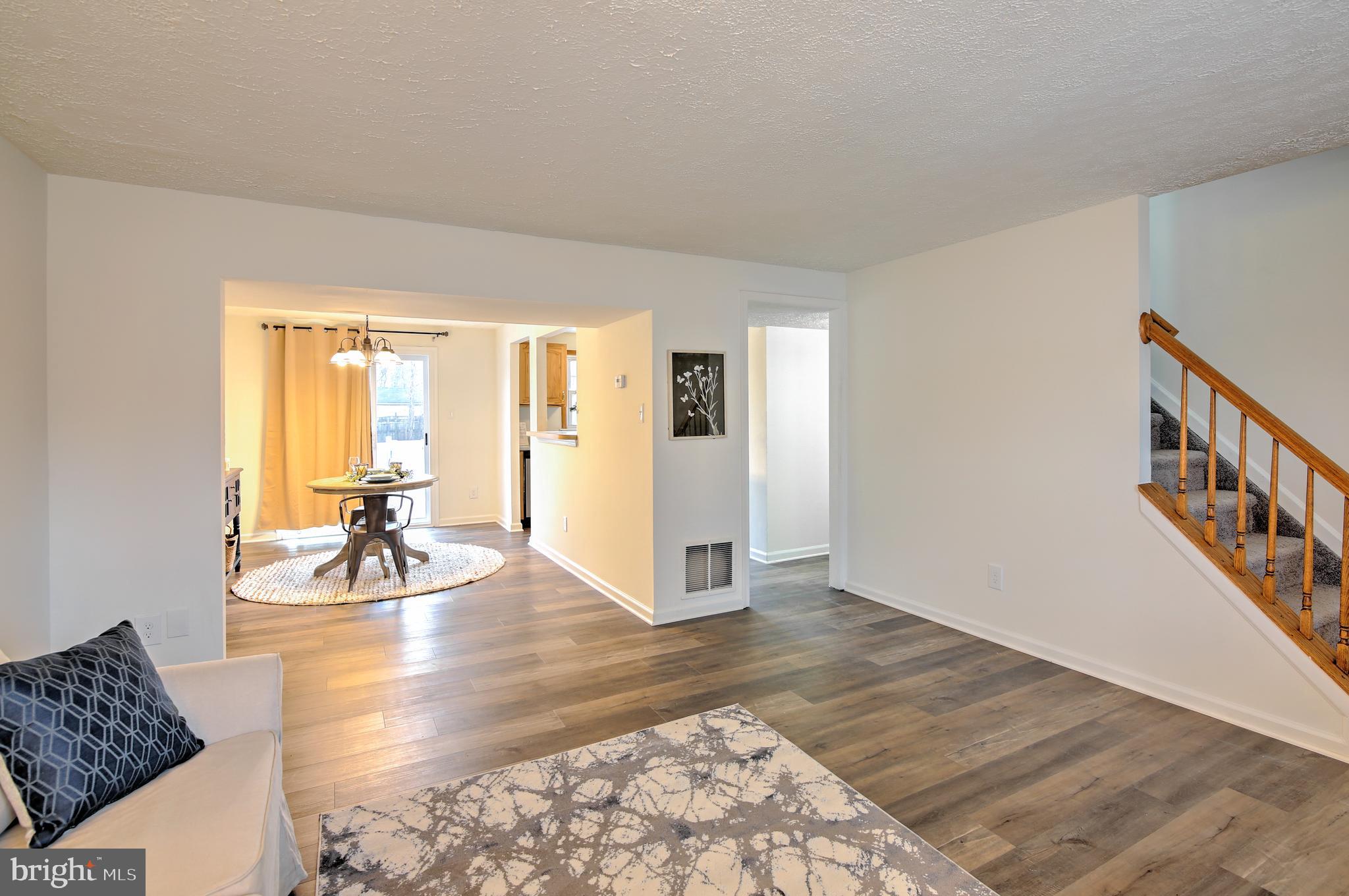 KINGS COURT - Residential