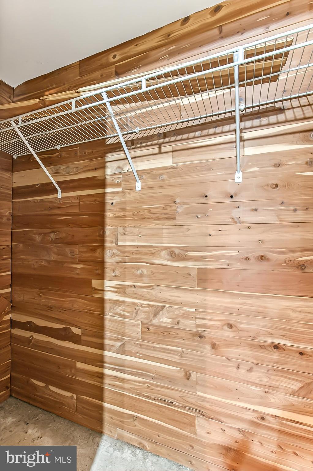 HUNTING CREEK - Residential