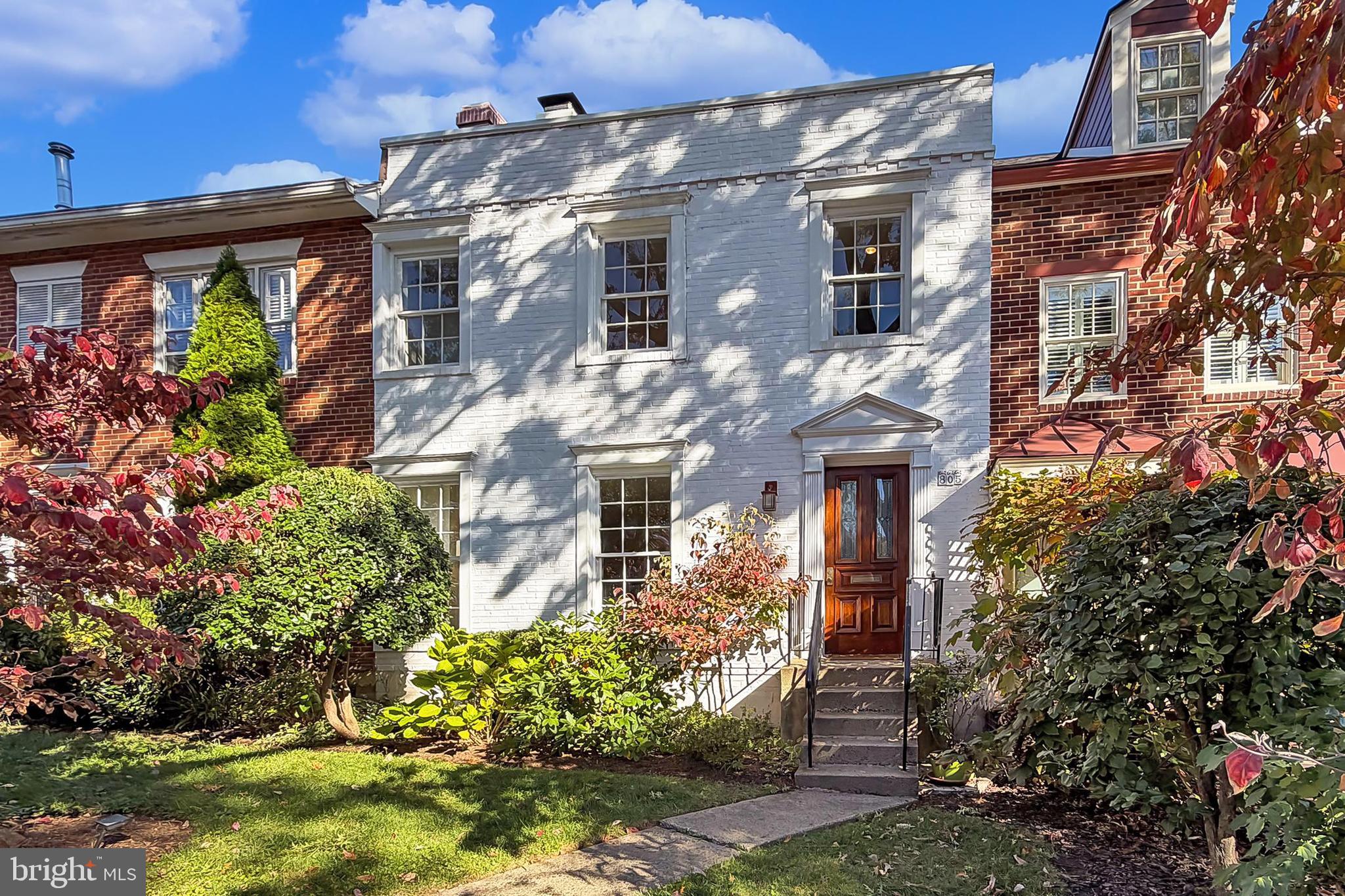 805 GREEN STREET