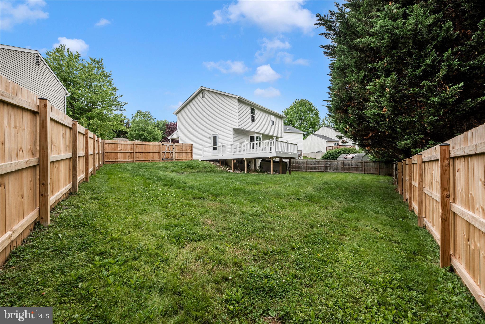 ROBERTS FIELD - Residential