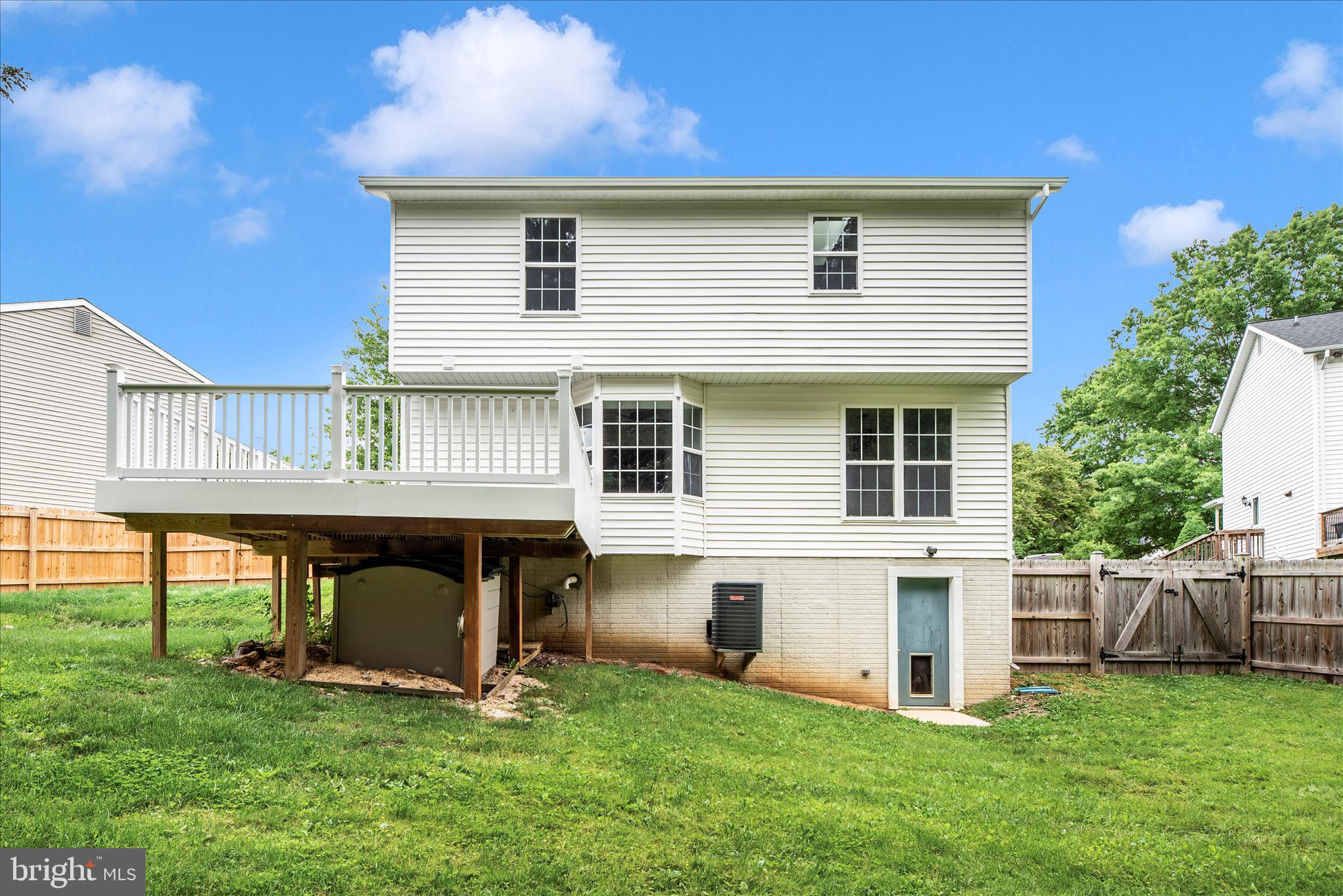 ROBERTS FIELD - Residential