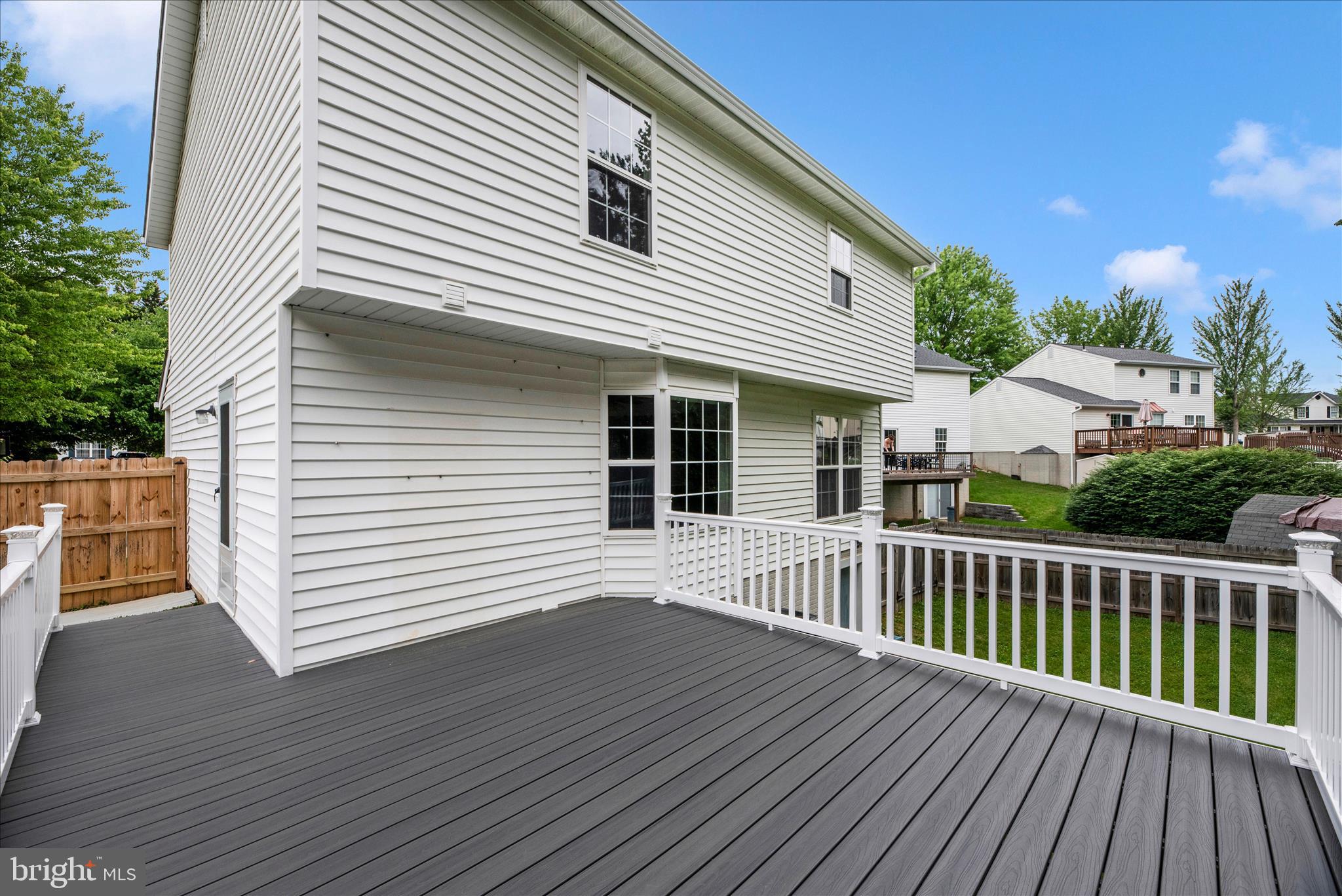 ROBERTS FIELD - Residential