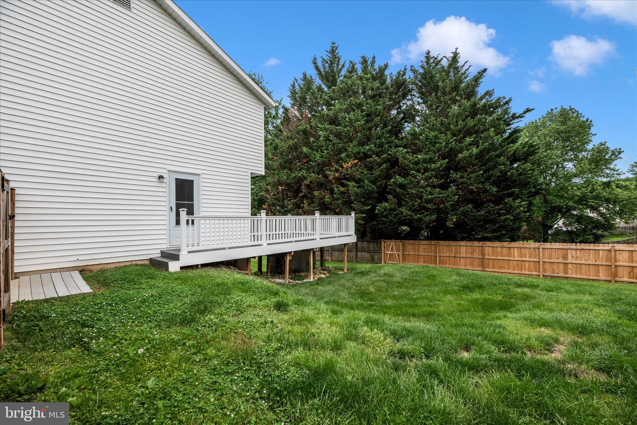 ROBERTS FIELD - Residential