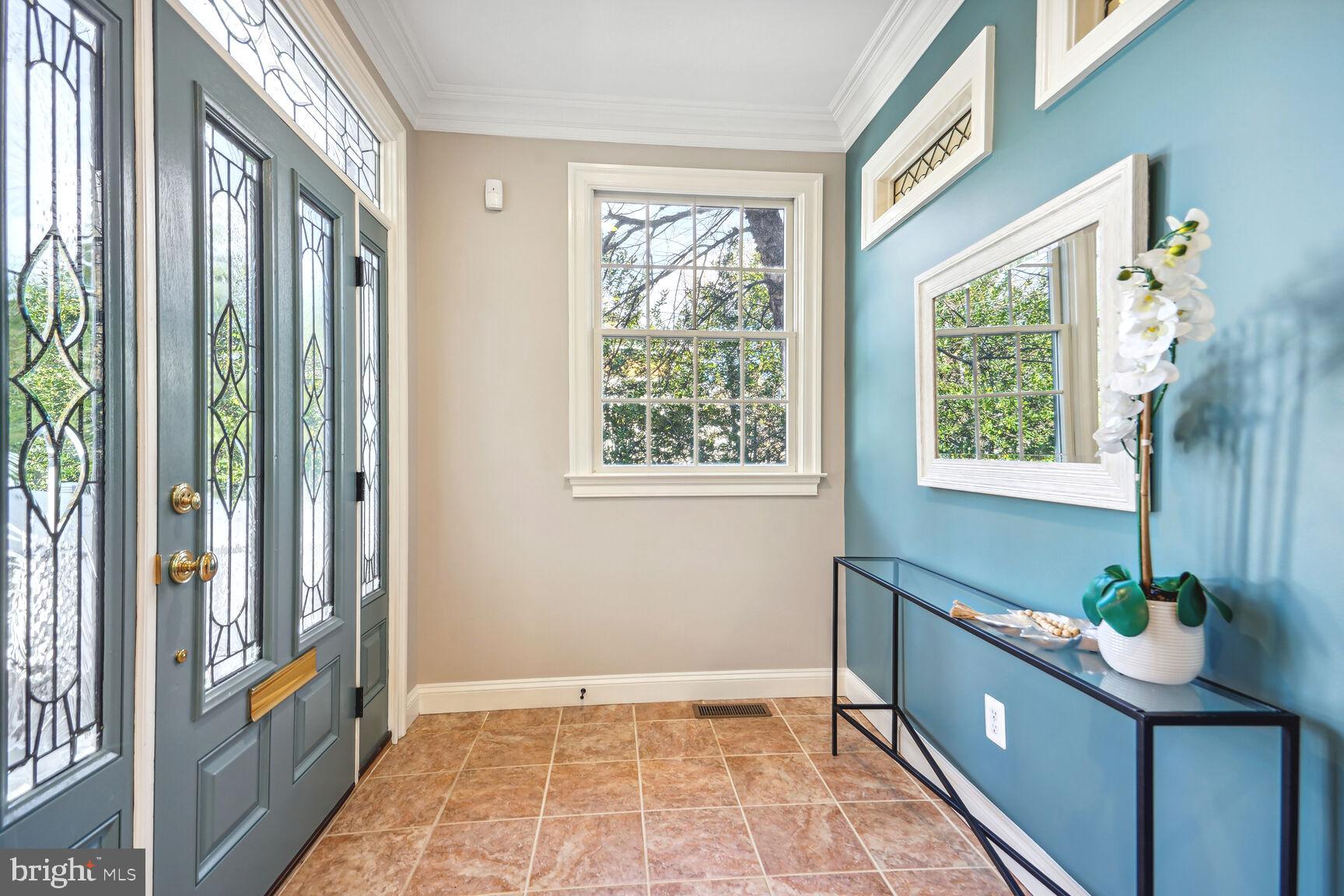 ARLINGTON - Residential