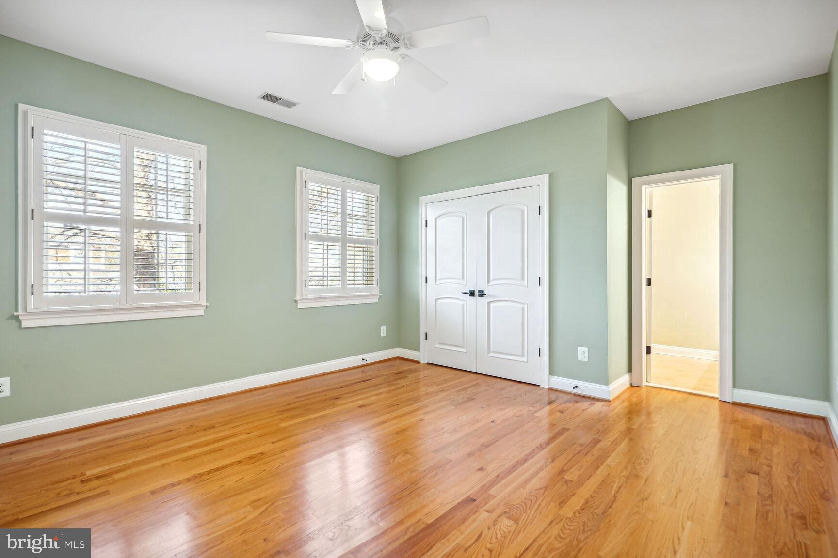 ARLINGTON - Residential