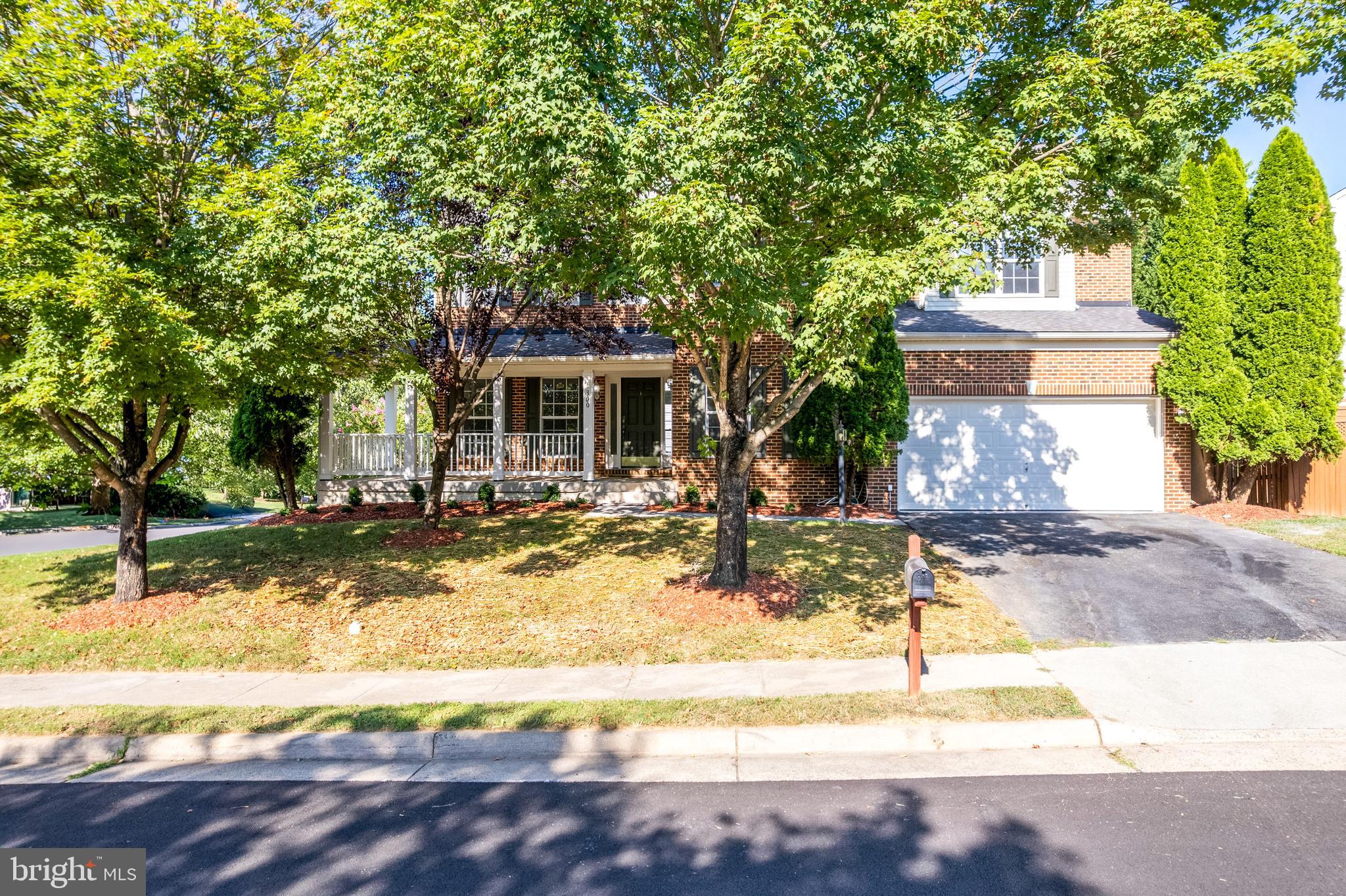 300 N OLD DOMINION LANE