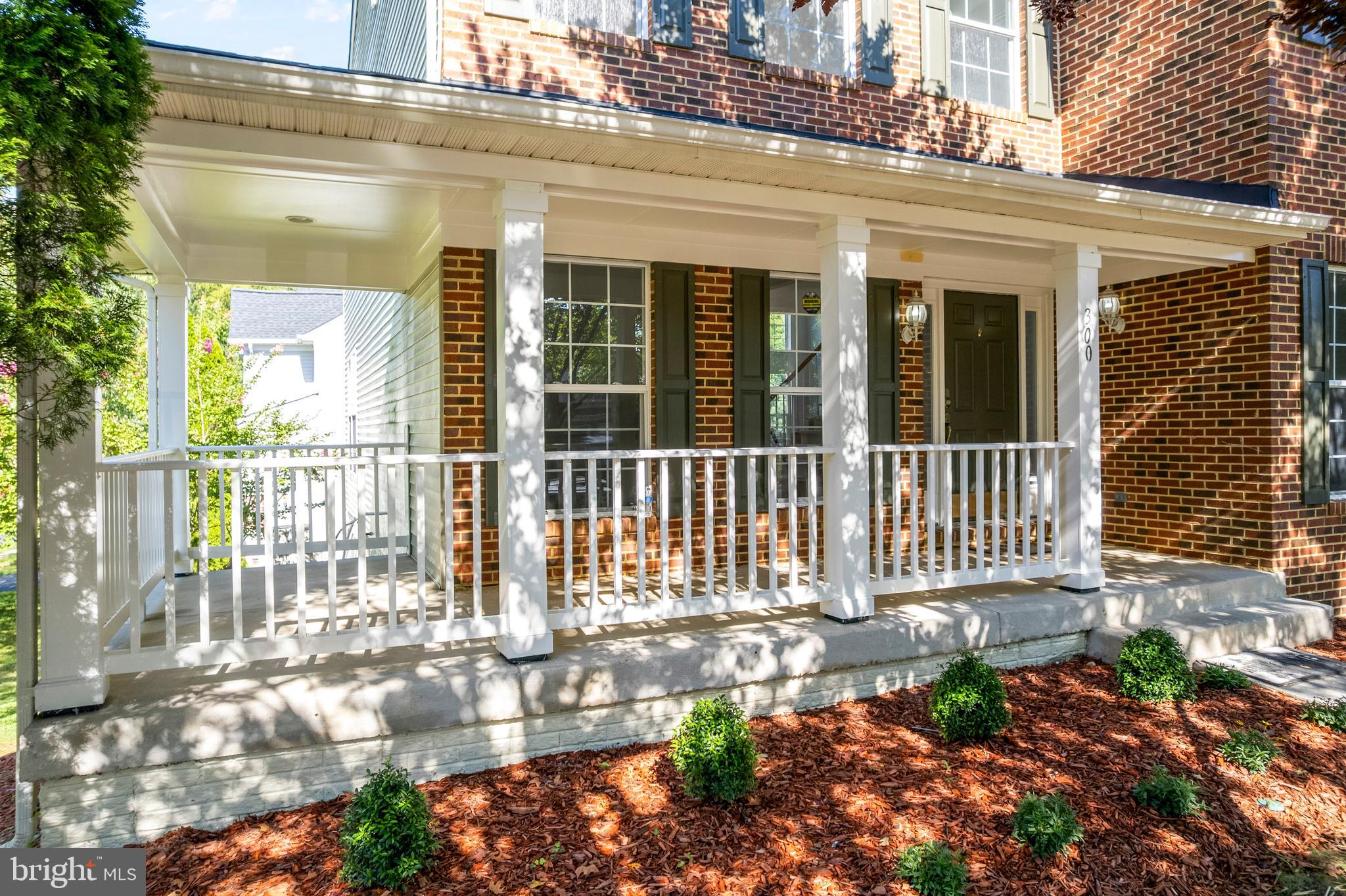 300 N OLD DOMINION LANE