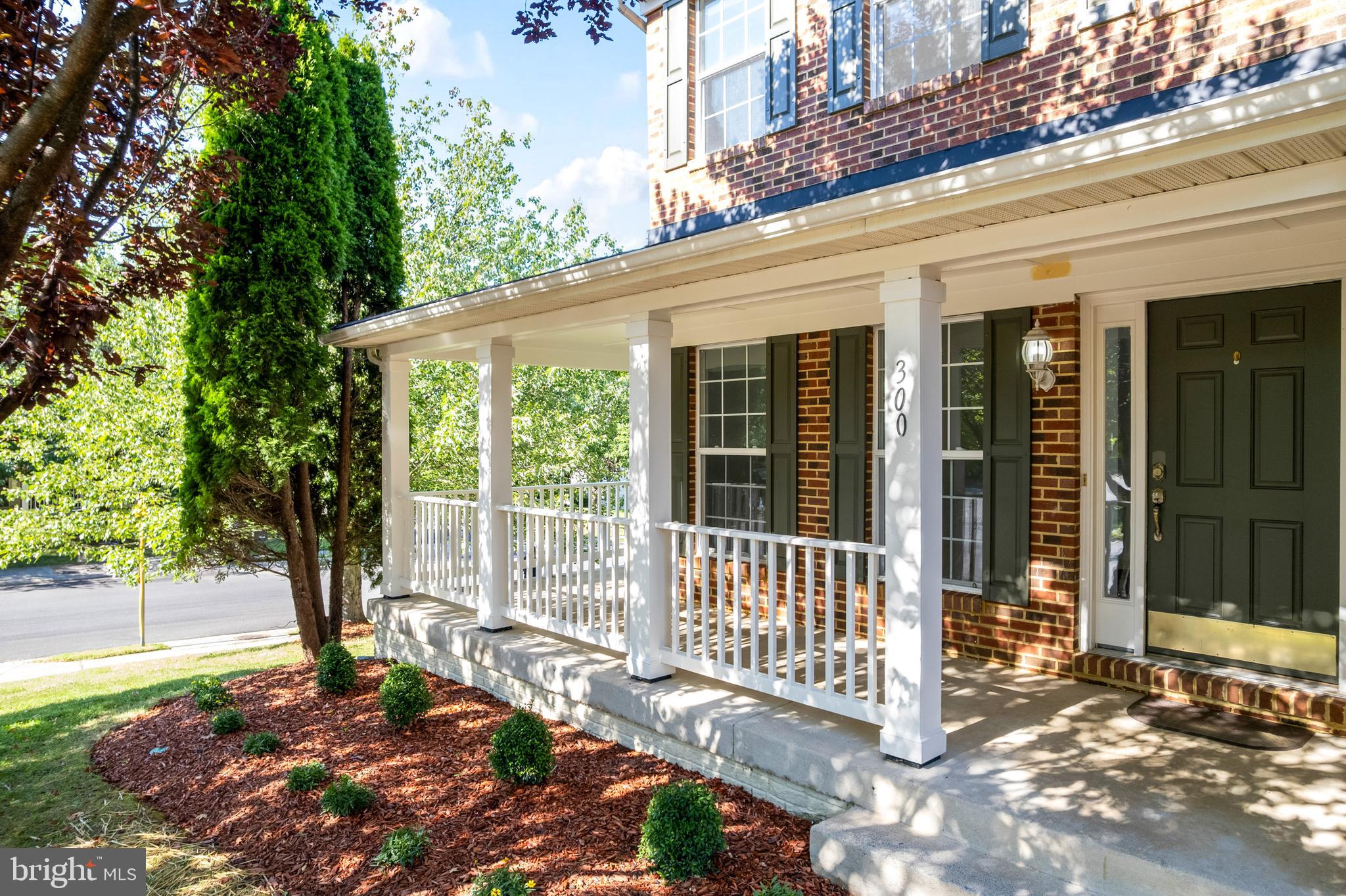 300 N OLD DOMINION LANE