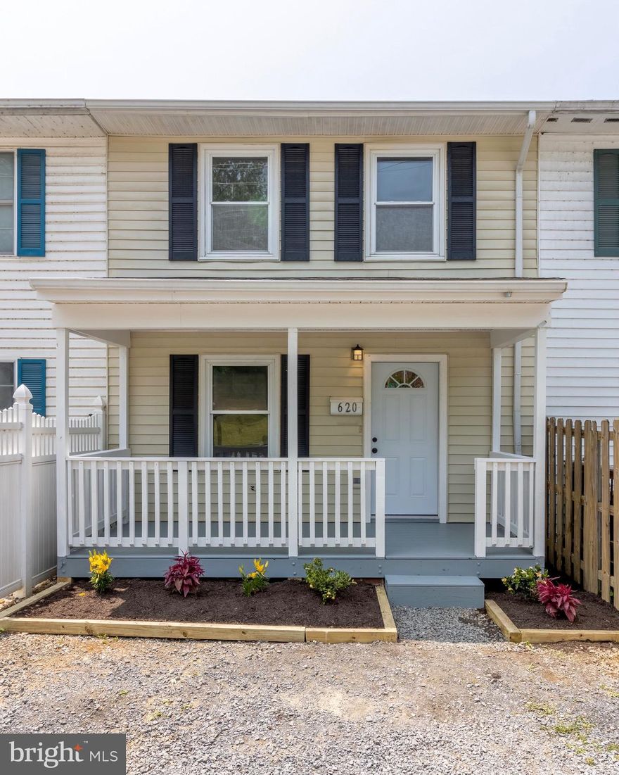 Welcome home! This fully renovated home features new flooring, fresh paint, new kitchen cabinets, new carpet, new HVAC, and a brand new charming front porch! Further updates include: new roof (2022), water heater (2019), HVAC (2023), exterior doors (2023), all kitchen appliances (2023), washer/dryer (2021) All you have to do is MOVE IN!