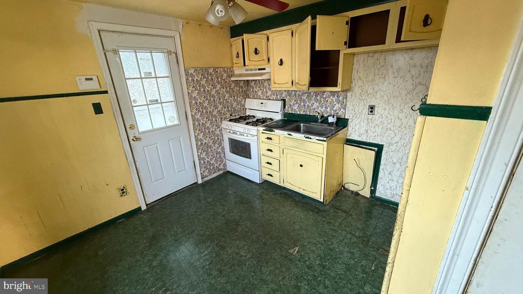 Photo of 53 Seward Lane, ASTON, PA 19014 (MLS # PADE2108800)