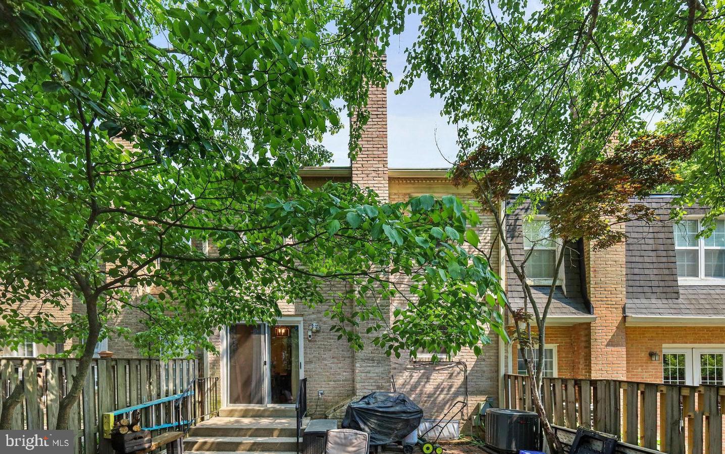 GREENTREE VILLAGE - Residential Lease