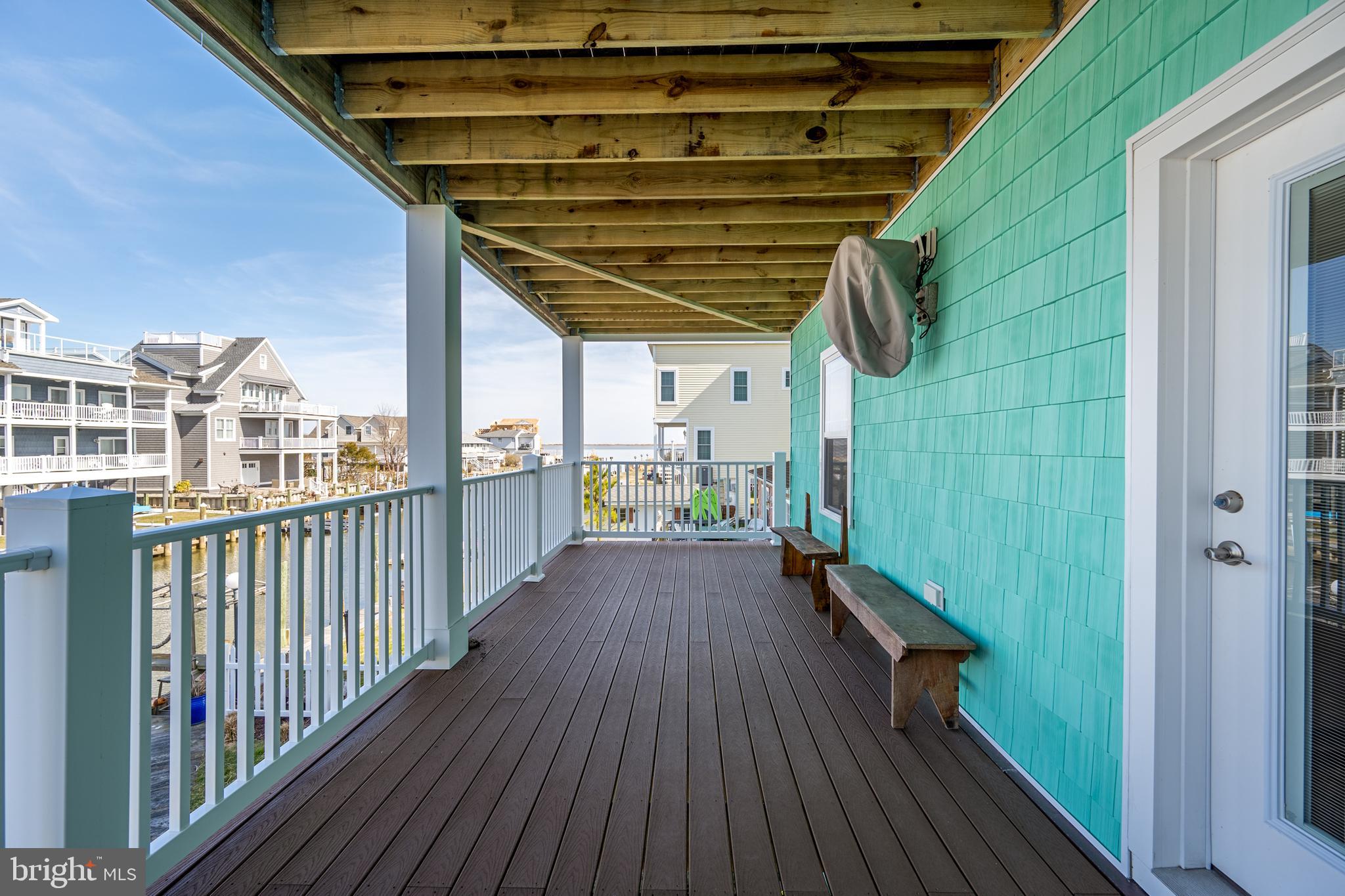 SNUG HARBOR - Residential