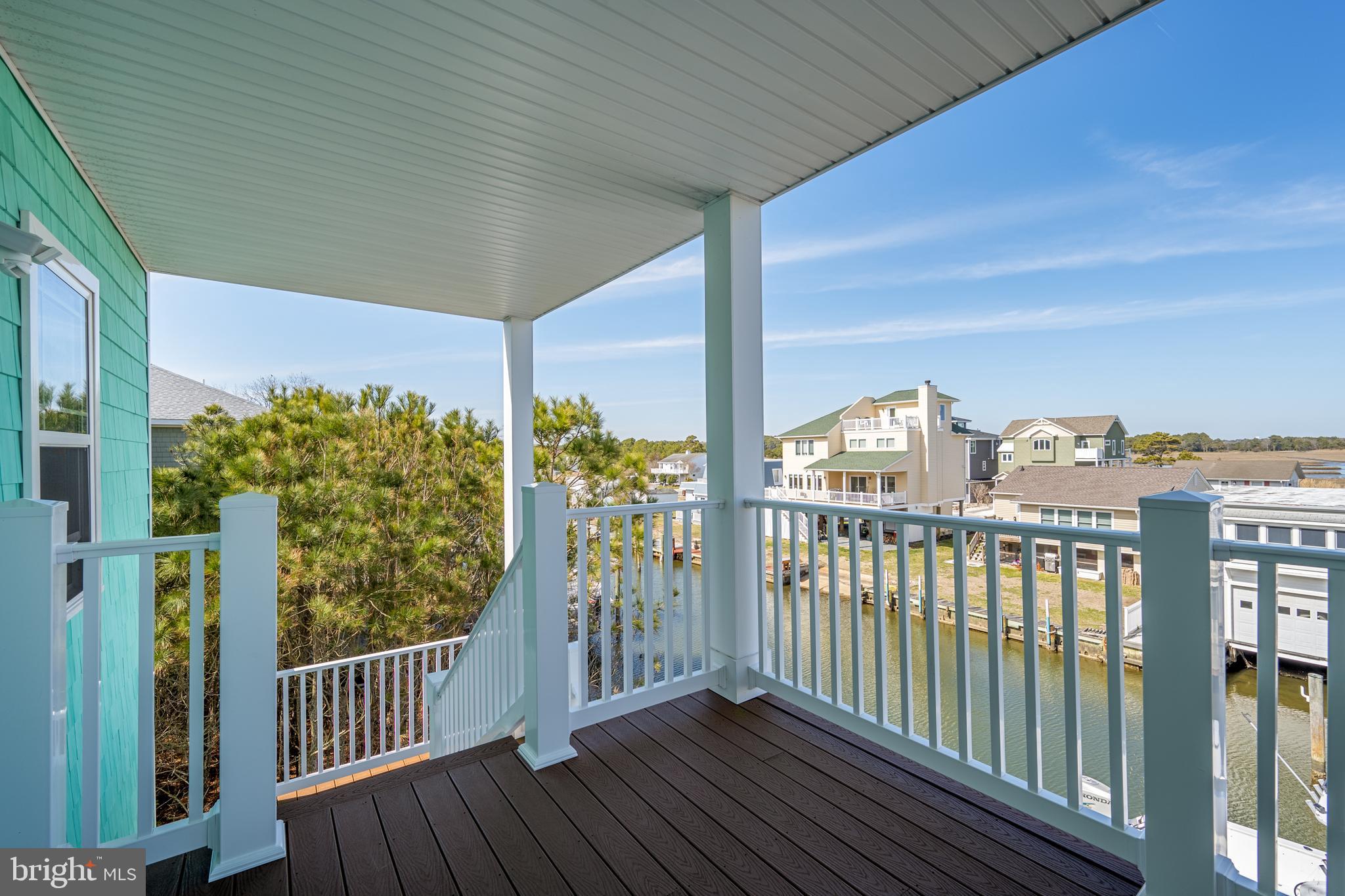 SNUG HARBOR - Residential