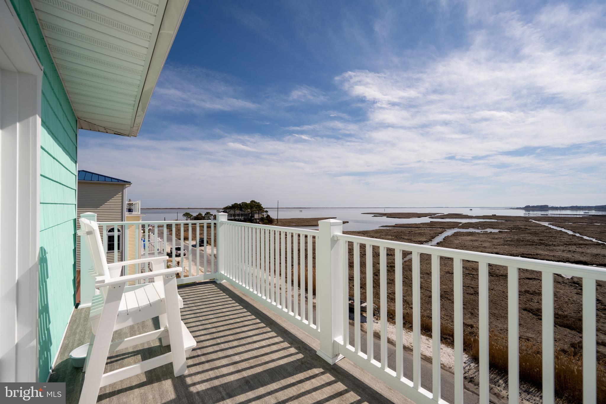 SNUG HARBOR - Residential