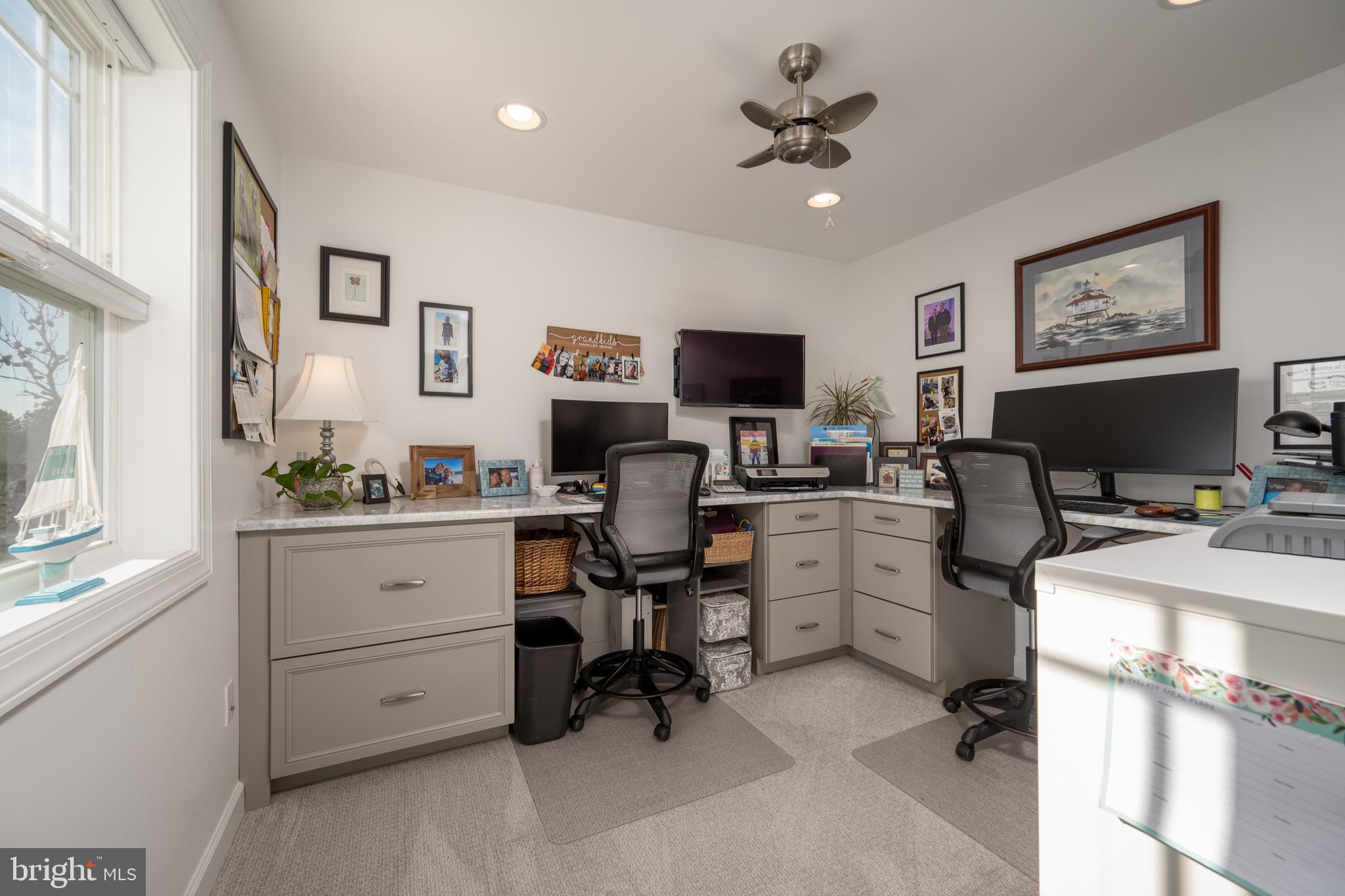 SNUG HARBOR - Residential