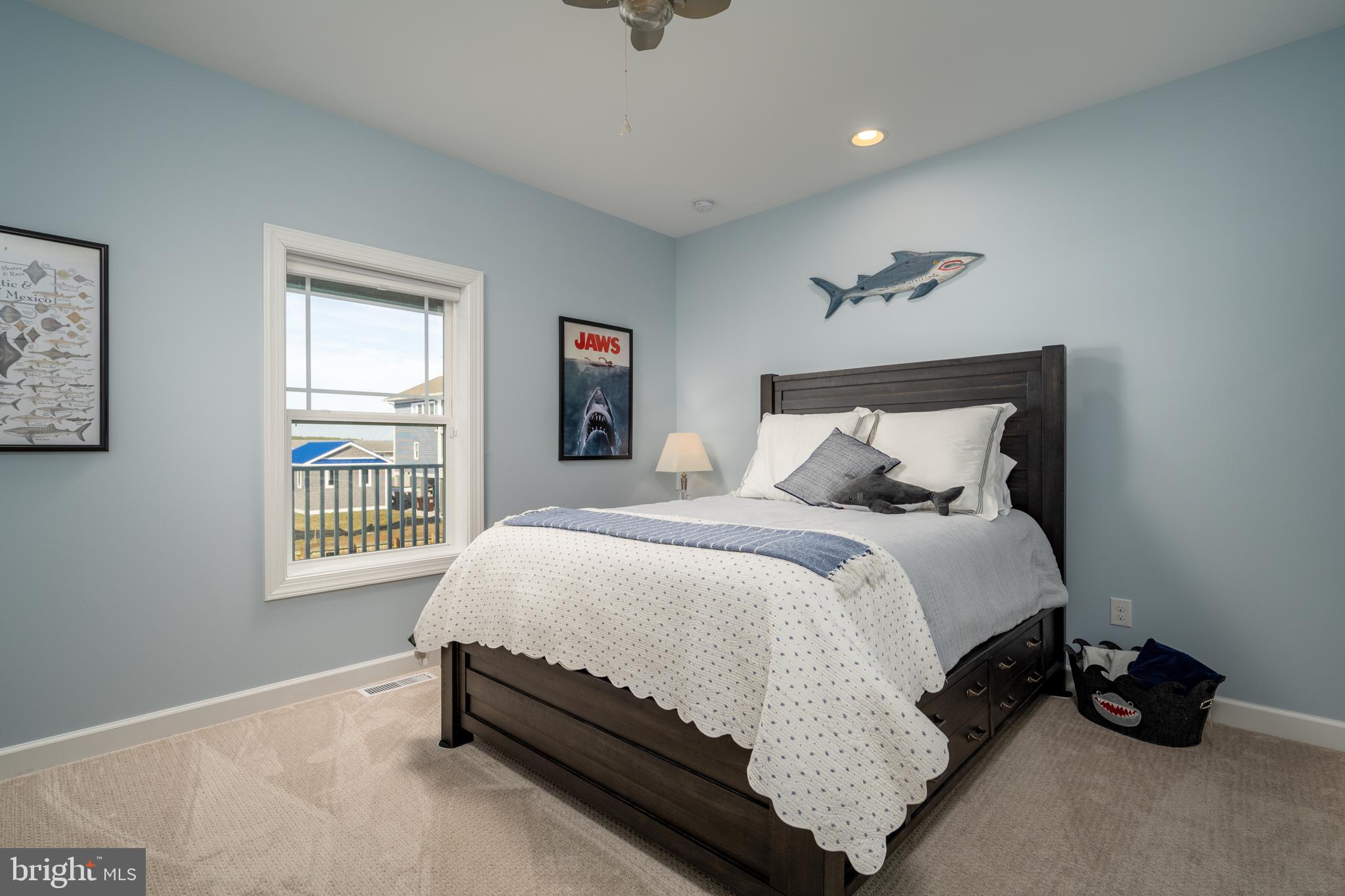 SNUG HARBOR - Residential