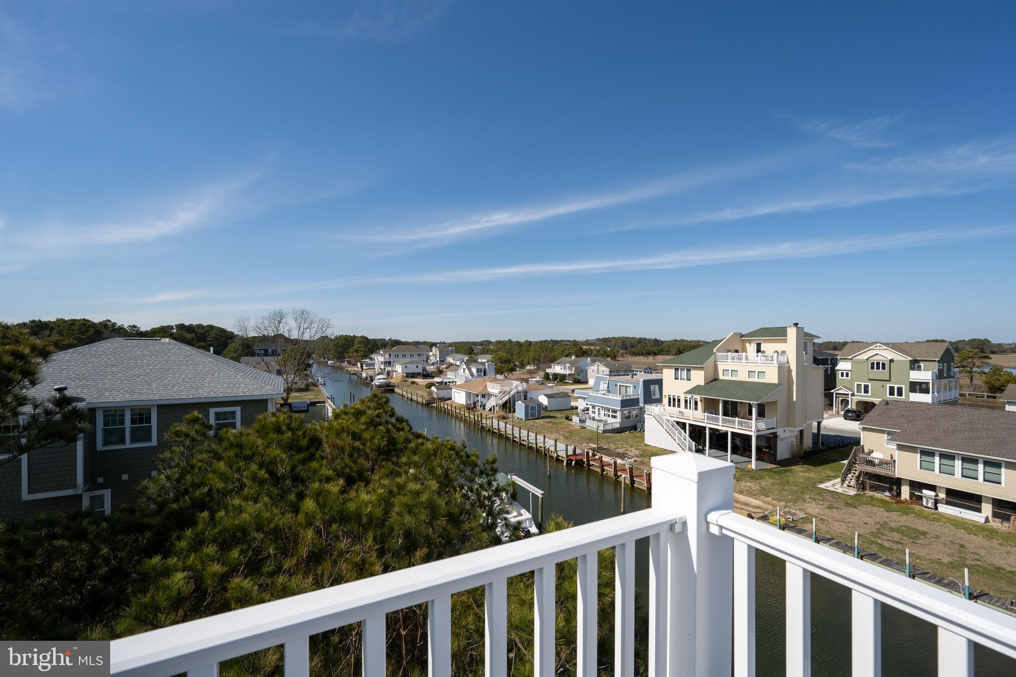 SNUG HARBOR - Residential