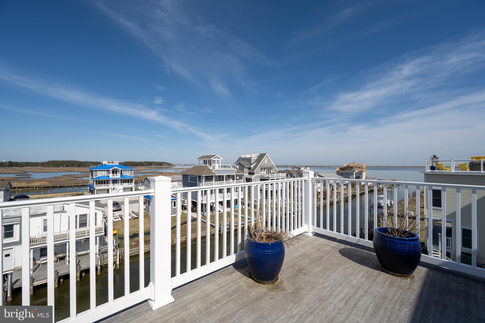 SNUG HARBOR - Residential