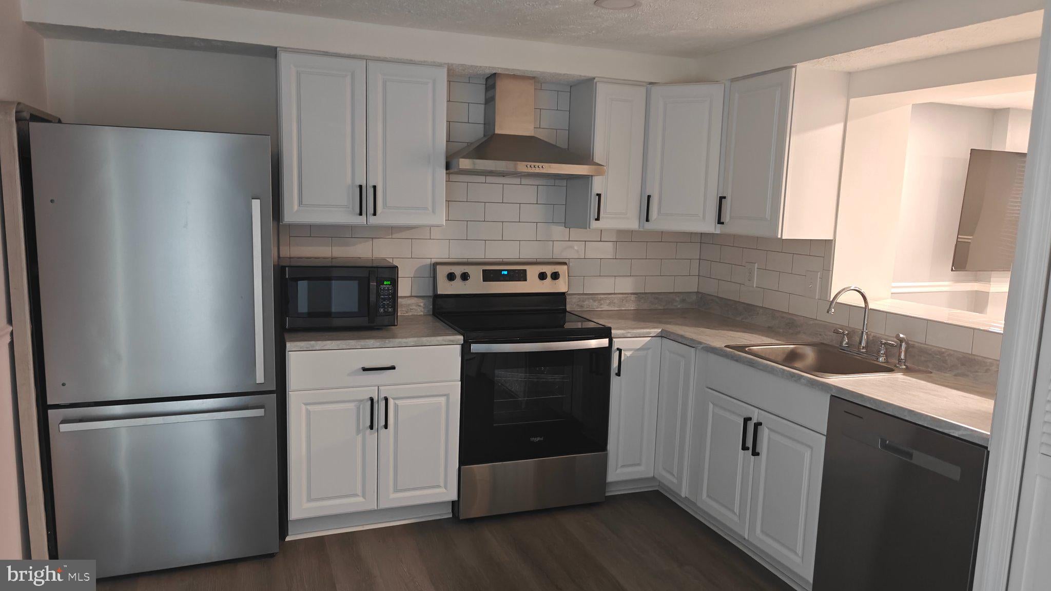 9016 SAINT STEVEN COURT