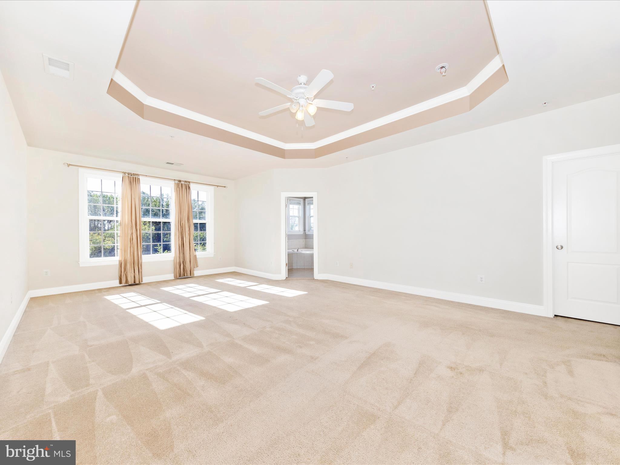 URBANA HIGHLANDS - Residential Lease