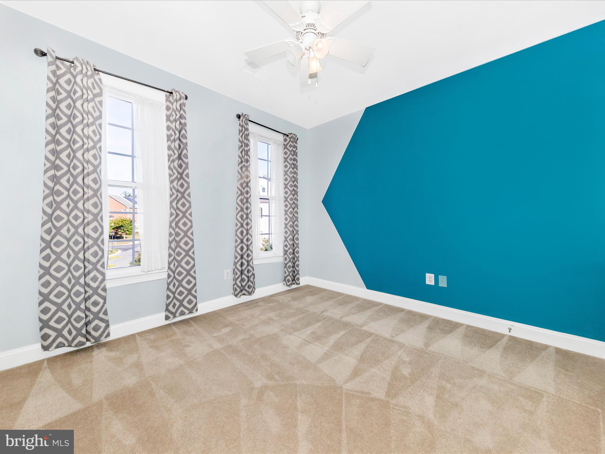 URBANA HIGHLANDS - Residential Lease