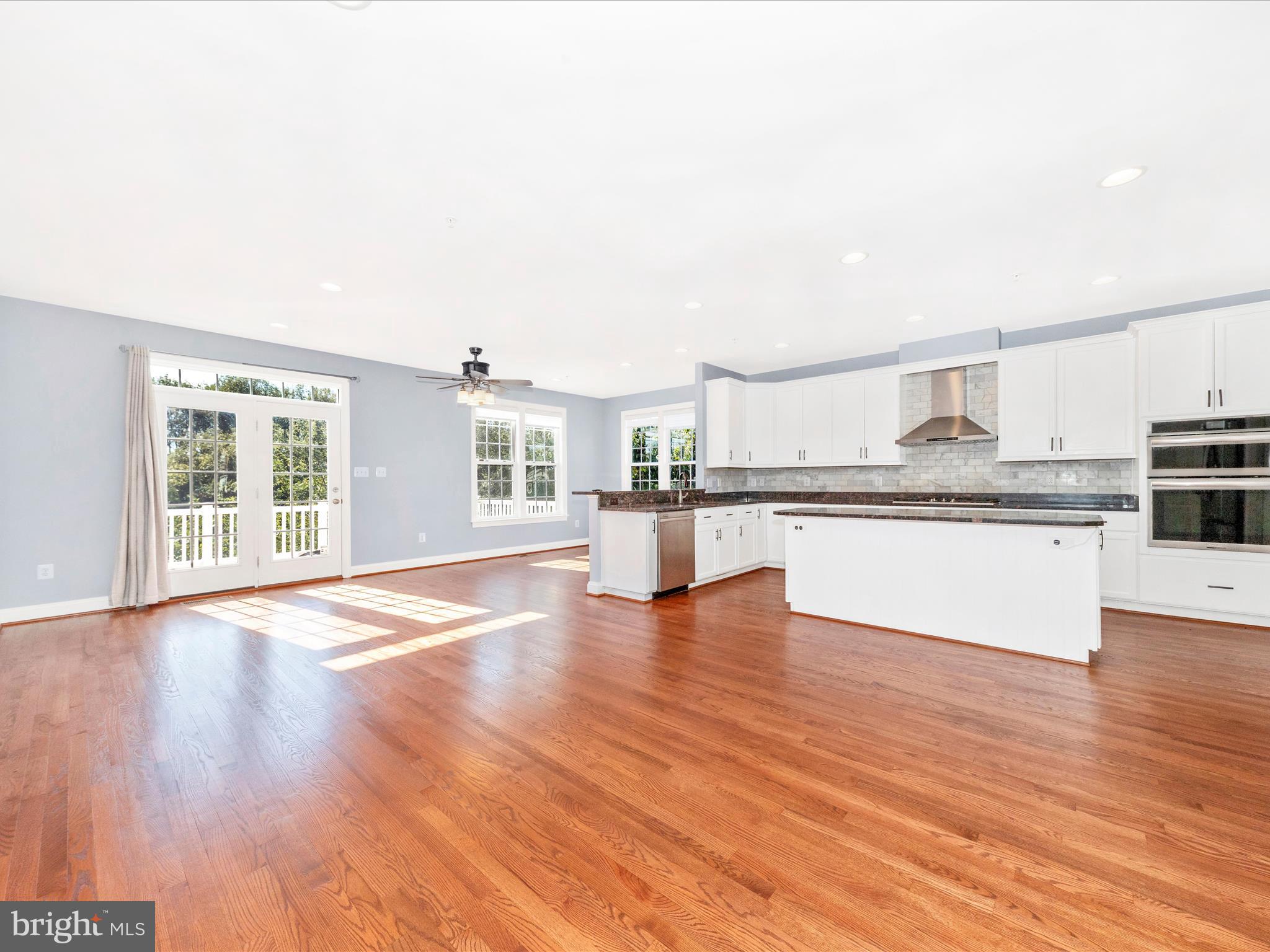 URBANA HIGHLANDS - Residential Lease