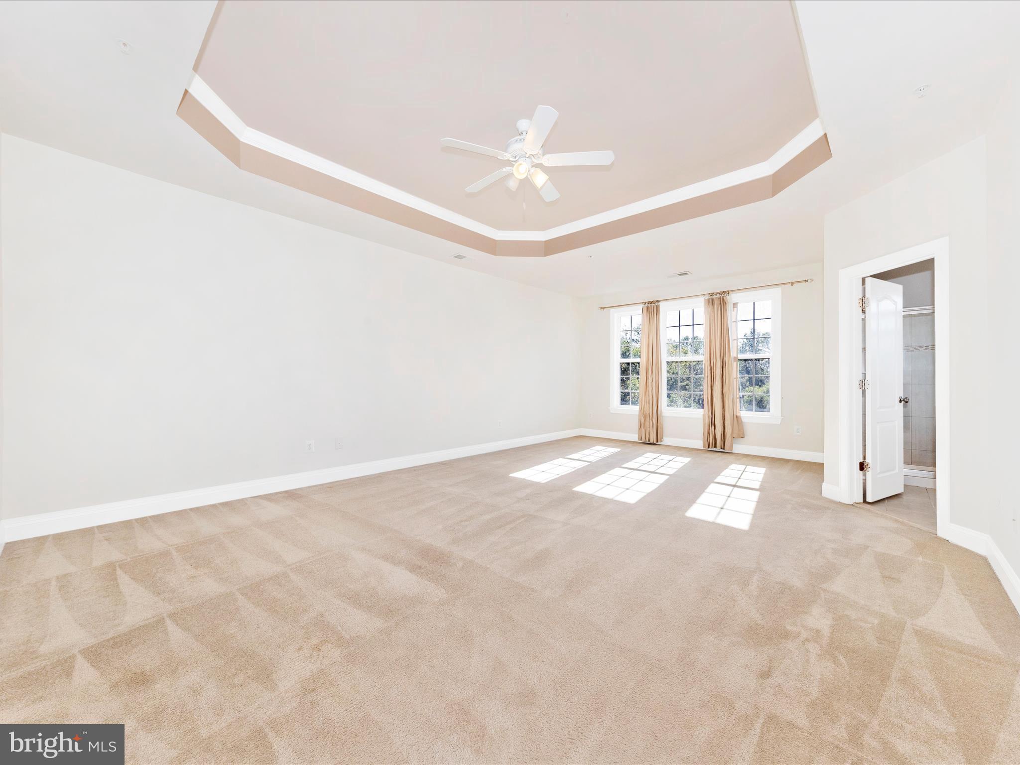 URBANA HIGHLANDS - Residential Lease