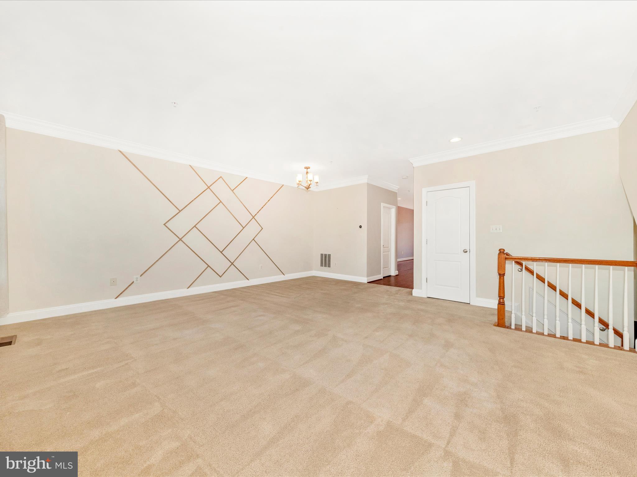 URBANA HIGHLANDS - Residential Lease