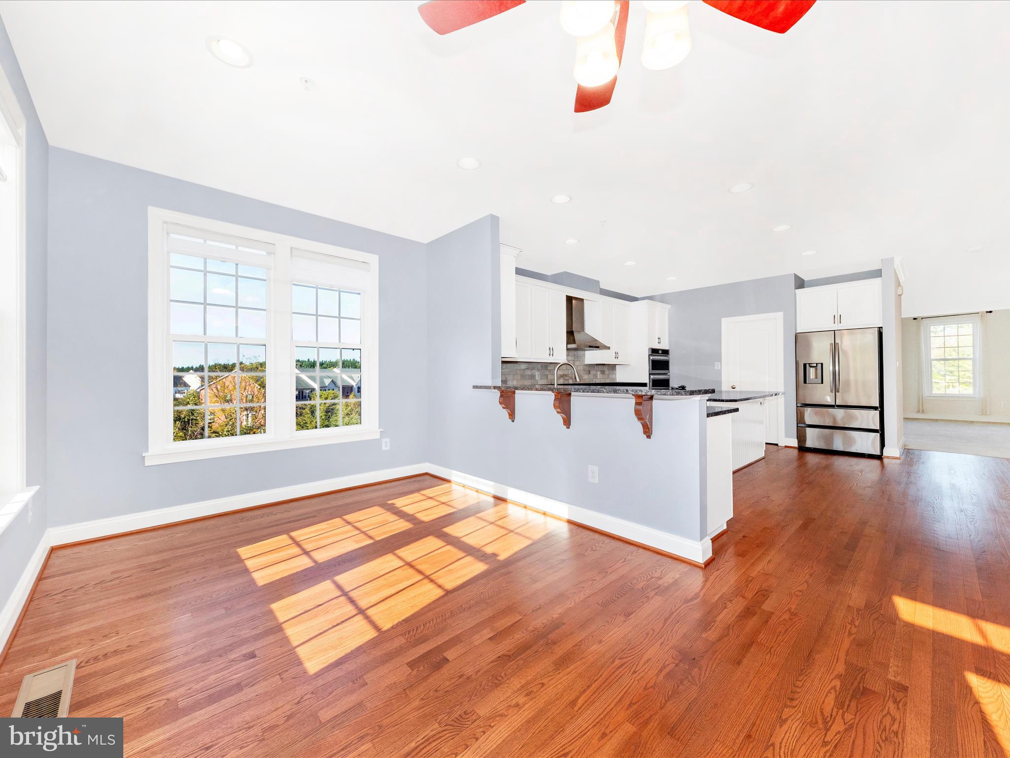 URBANA HIGHLANDS - Residential Lease