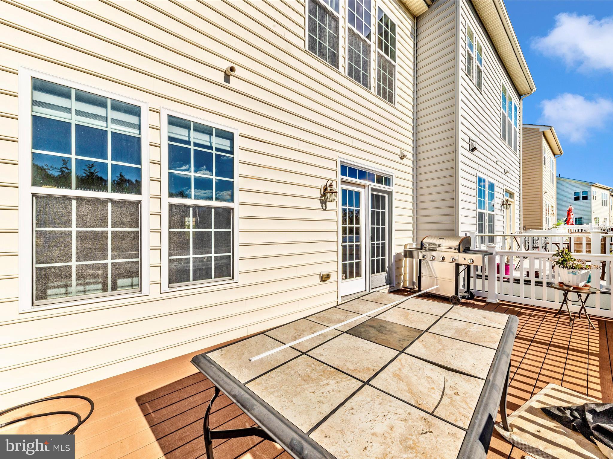 URBANA HIGHLANDS - Residential Lease