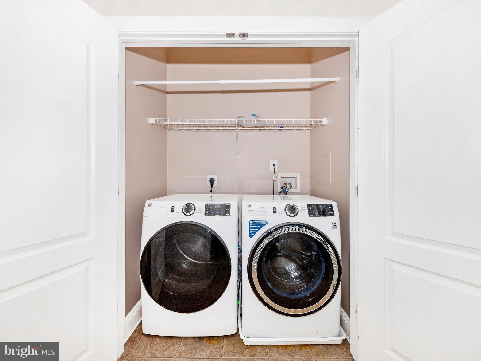 URBANA HIGHLANDS - Residential Lease