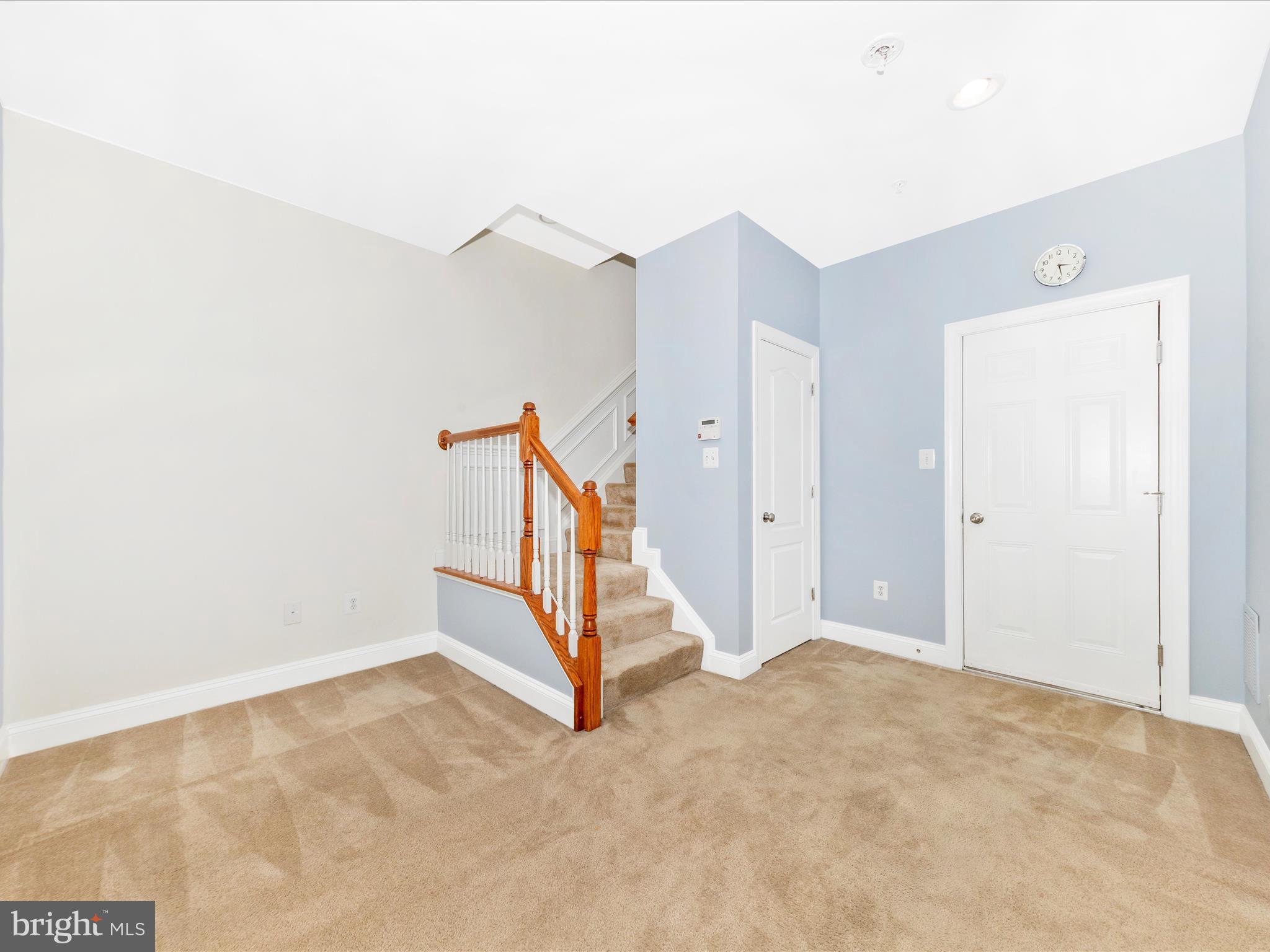 URBANA HIGHLANDS - Residential Lease