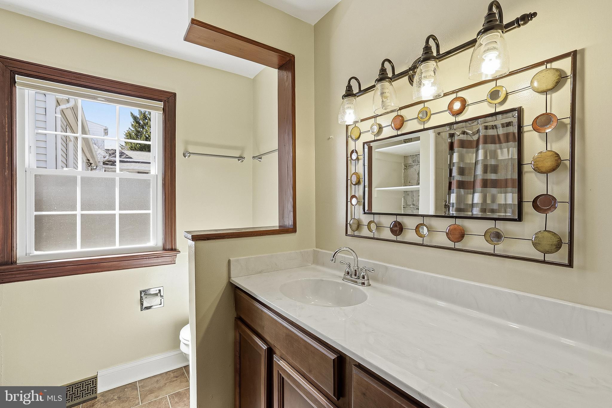 COLLEGE HEIGHTS - Residential