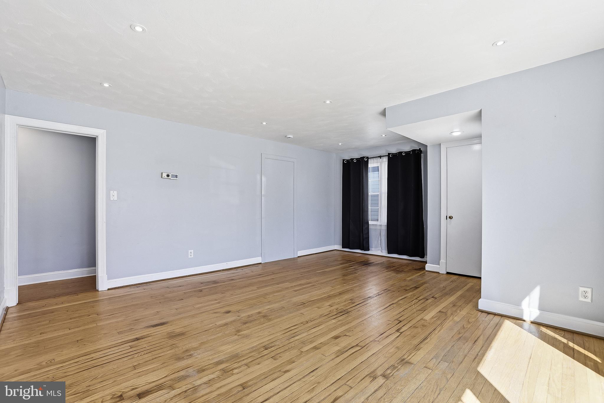 COLLEGE HEIGHTS - Residential